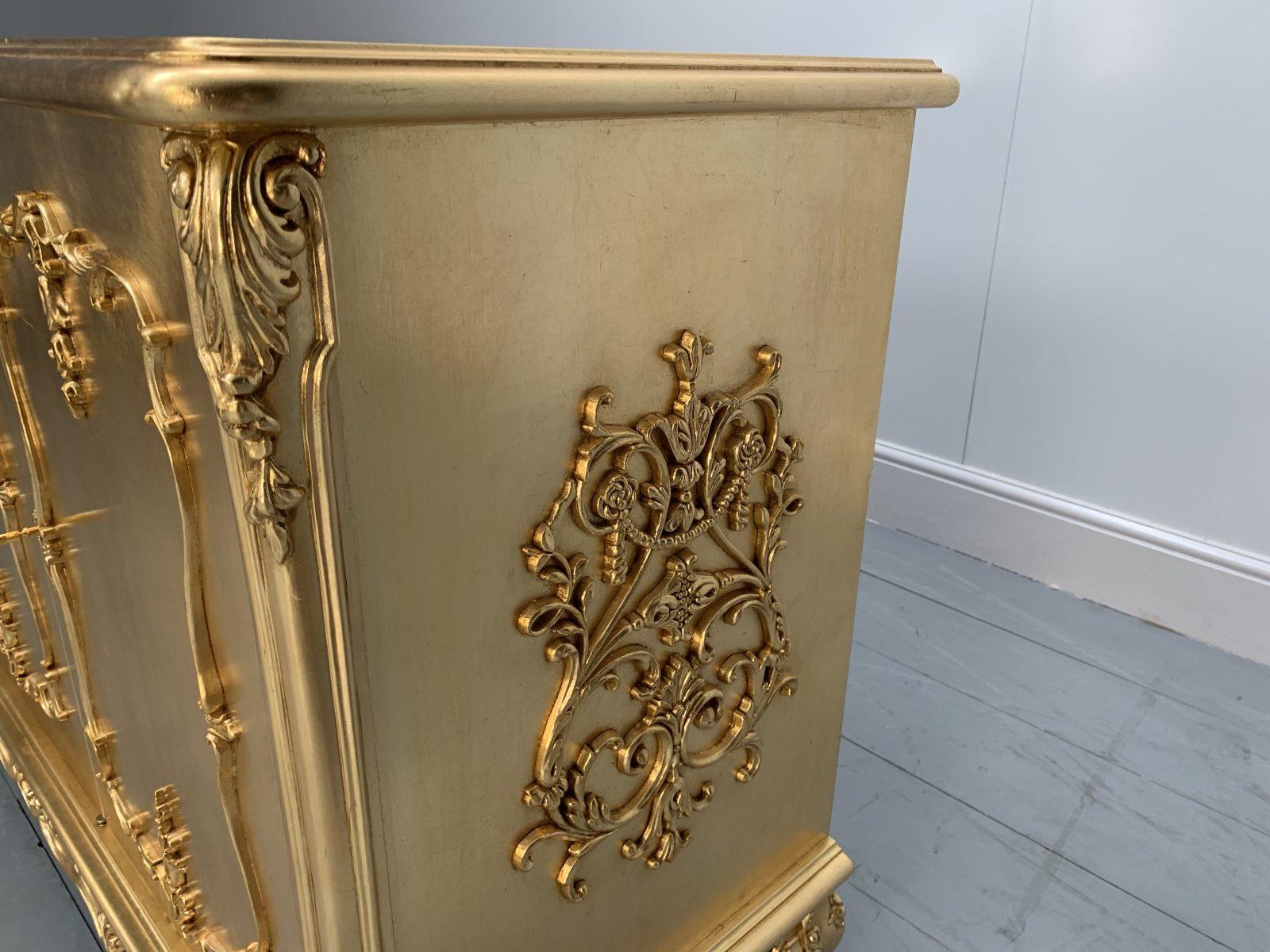 Asnaghi Cabinet Commode Console Sideboard in Gilt Gold In Good Condition For Sale In Barrowford, GB
