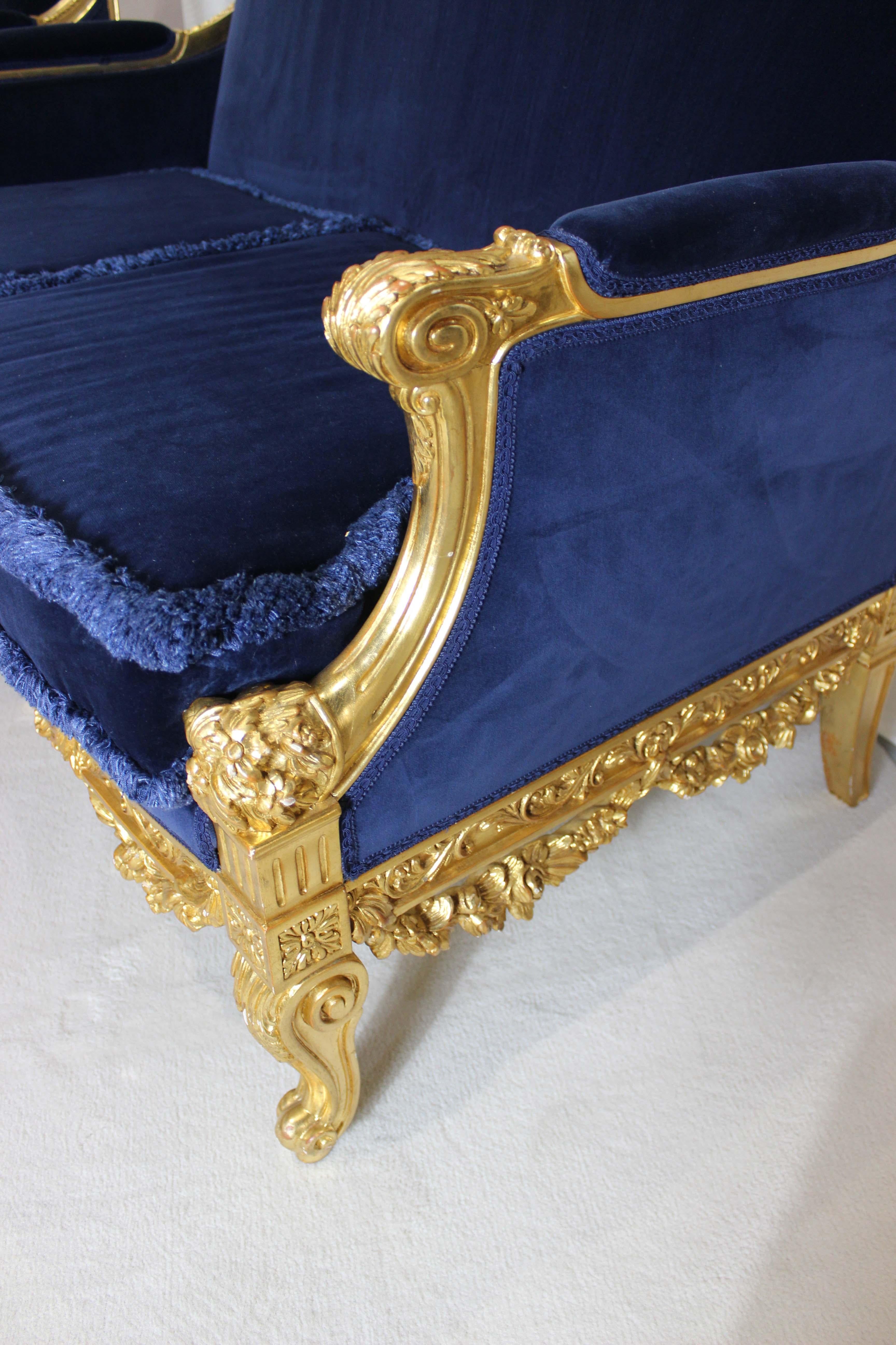 Asnaghi Suite of 2 Settee and 2 Chairs, Upholstered Royal Blue Velvet For Sale 2