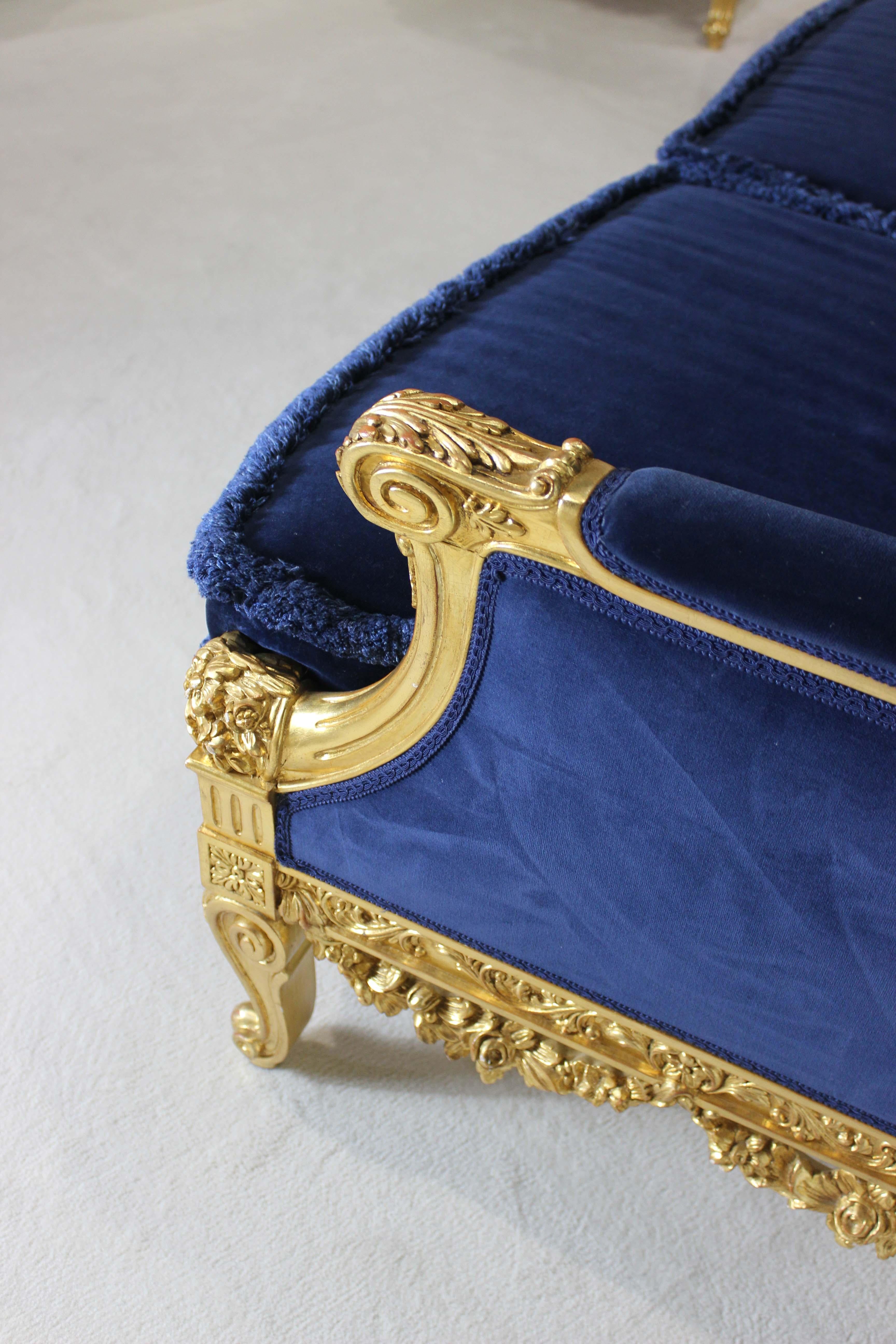 Asnaghi Suite of 2 Settee and 2 Chairs, Upholstered Royal Blue Velvet For Sale 3
