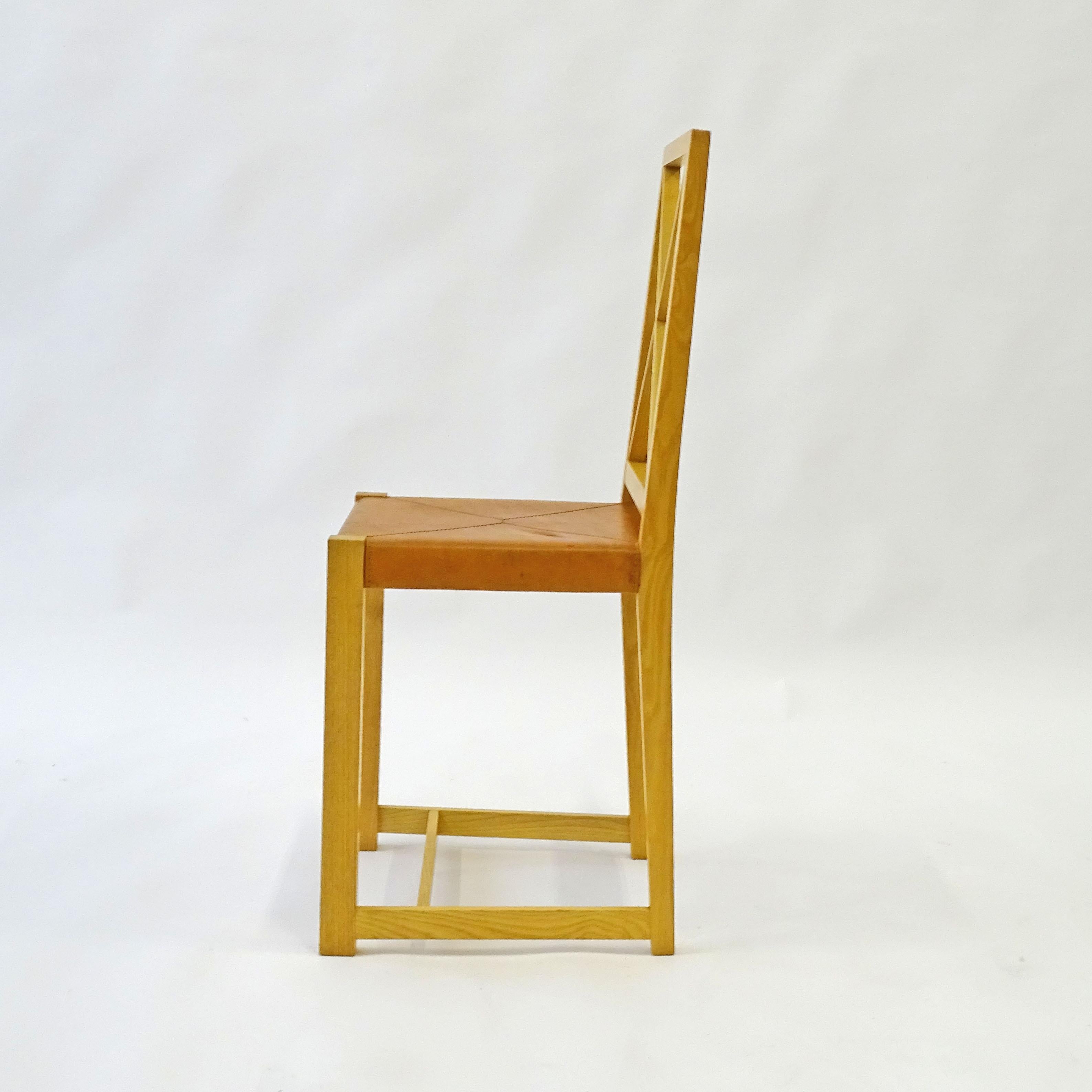 italien Chaise unique Asnago & Vender en bois et cuir fabriquée par Flexform en vente
