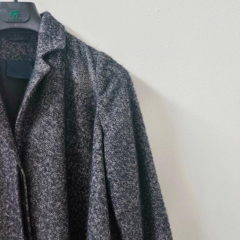 Aspesi Charcoal Bouclé Wool Oversized Coat with Notch Lapels In condizioni ottime in vendita a Milano, IT