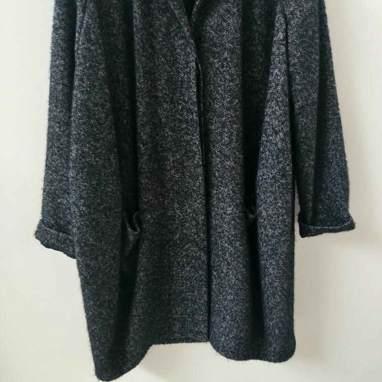 Aspesi Charcoal Bouclé Wool Oversized Coat with Notch Lapels in vendita 1