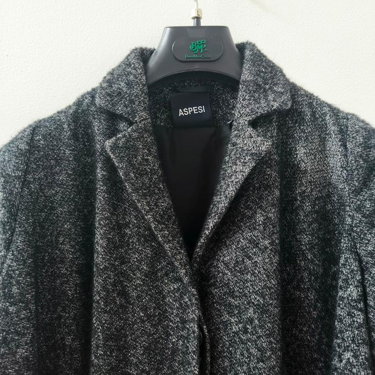 Aspesi Charcoal Bouclé Wool Oversized Coat with Notch Lapels in vendita 2