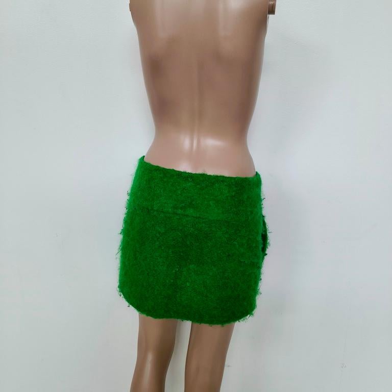 Aspesi Emerald-Green Bouclé Wool Mini Skirt, IT 38 en venta 4