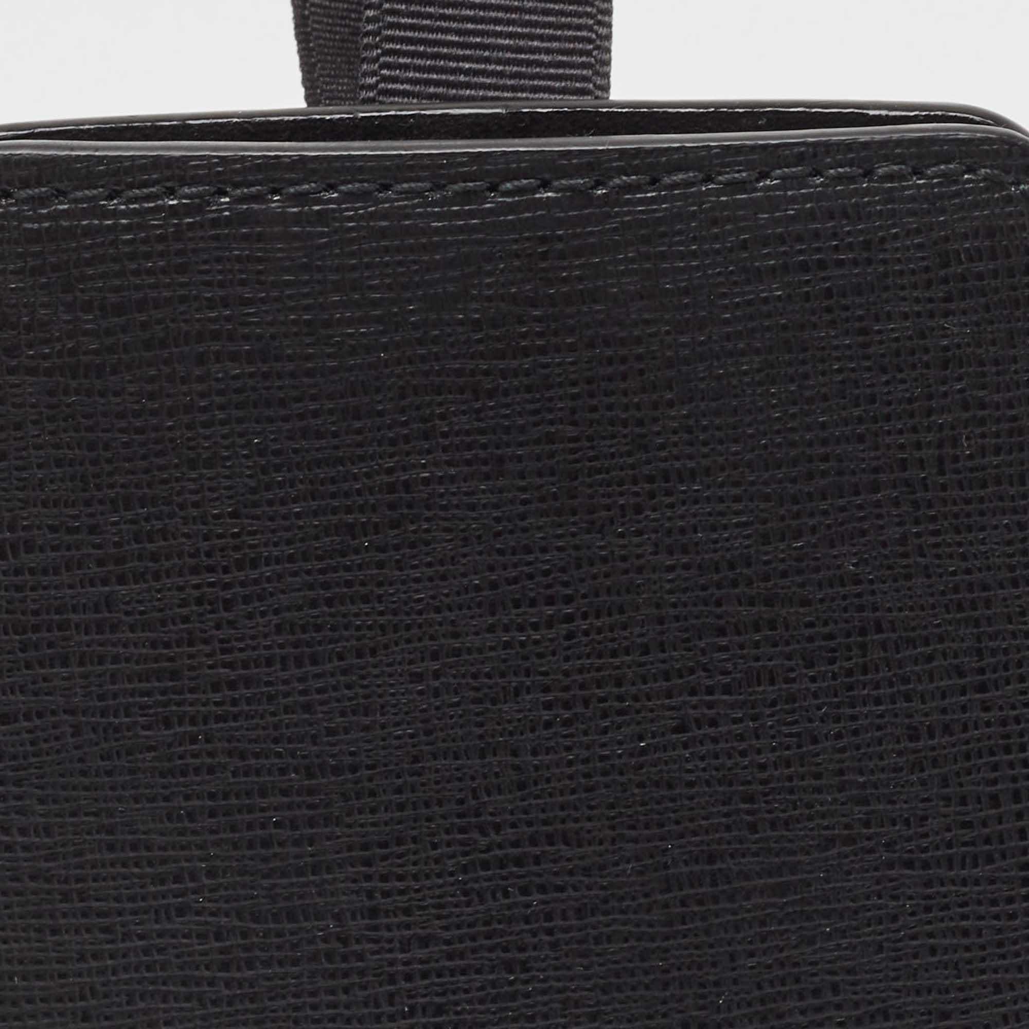Aspinal Of London Black Leather Phone Case In Good Condition For Sale In Dubai, Al Qouz 2