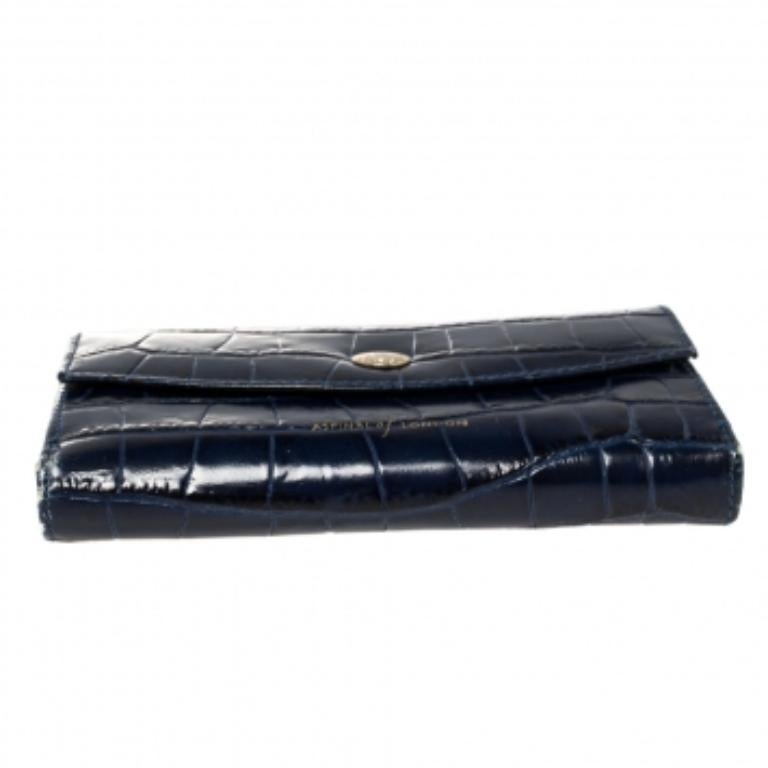 Aspinal of London Blaues Krokodil geprägtes Leder Bifold Wallet im Zustand „Relativ gut“ im Angebot in Dubai, Al Qouz 2