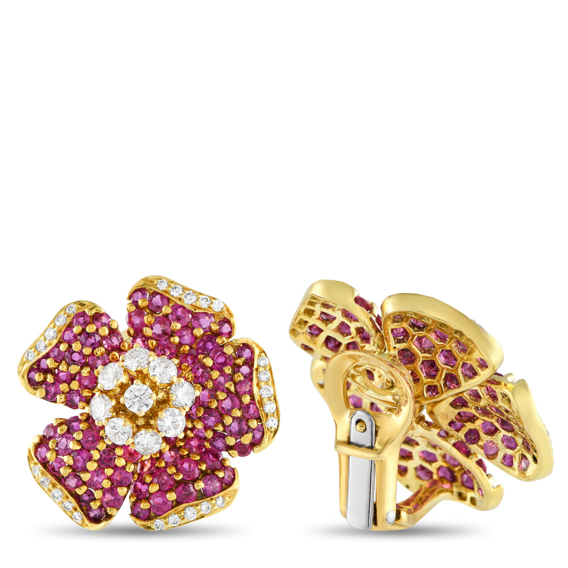 Layer your style with feminine elegance through these Asprey floral earrings. Styled as easy-to-wear clip-ons, these earrings can instantly add color and texture to your looks. They're crafted in yellow gold, with petals fully covered with rubies on