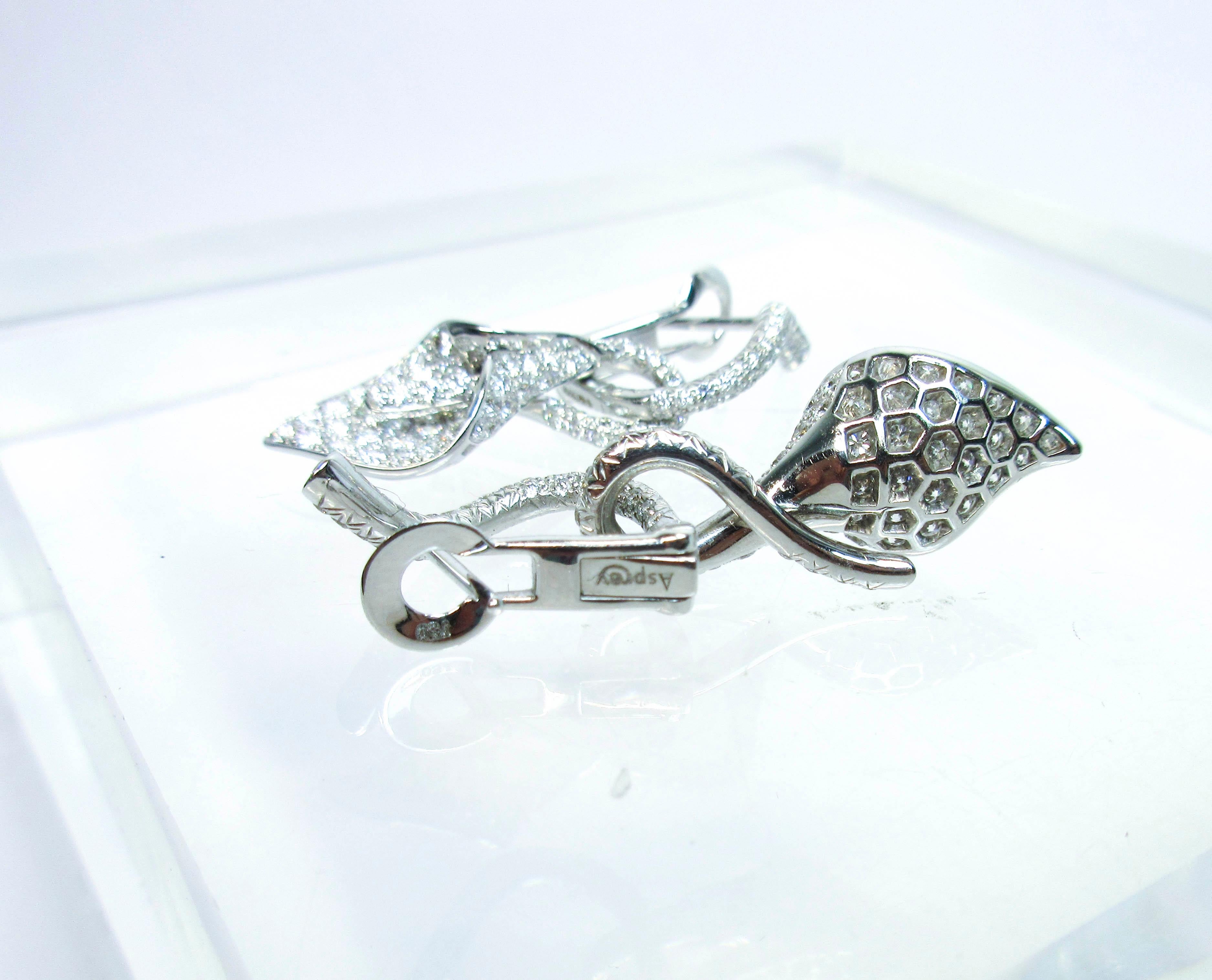 Asprey Boucles d'oreilles en goutte à fleurs en or blanc 18 carats et diamants en vente 2