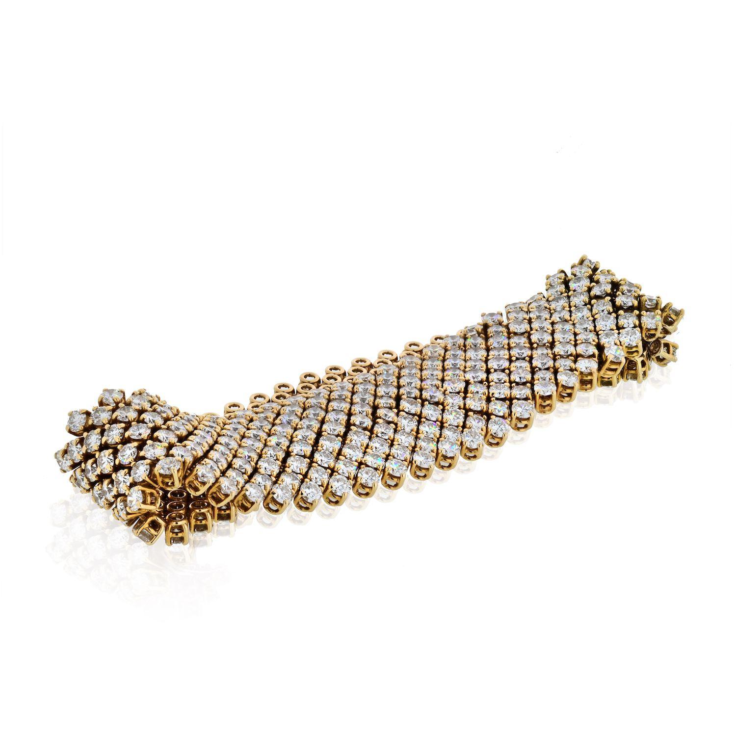 18K Yellow Gold Diamond Flexible Bracelet
Diamonds: 27cts (approx.)
Quality: F-G color, VS clarity
Material: 18K Gold
Length: 7 inches
Asprey International Limited, formerly Asprey & Garrard Limited, is a United Kingdom-based designer, manufacturer