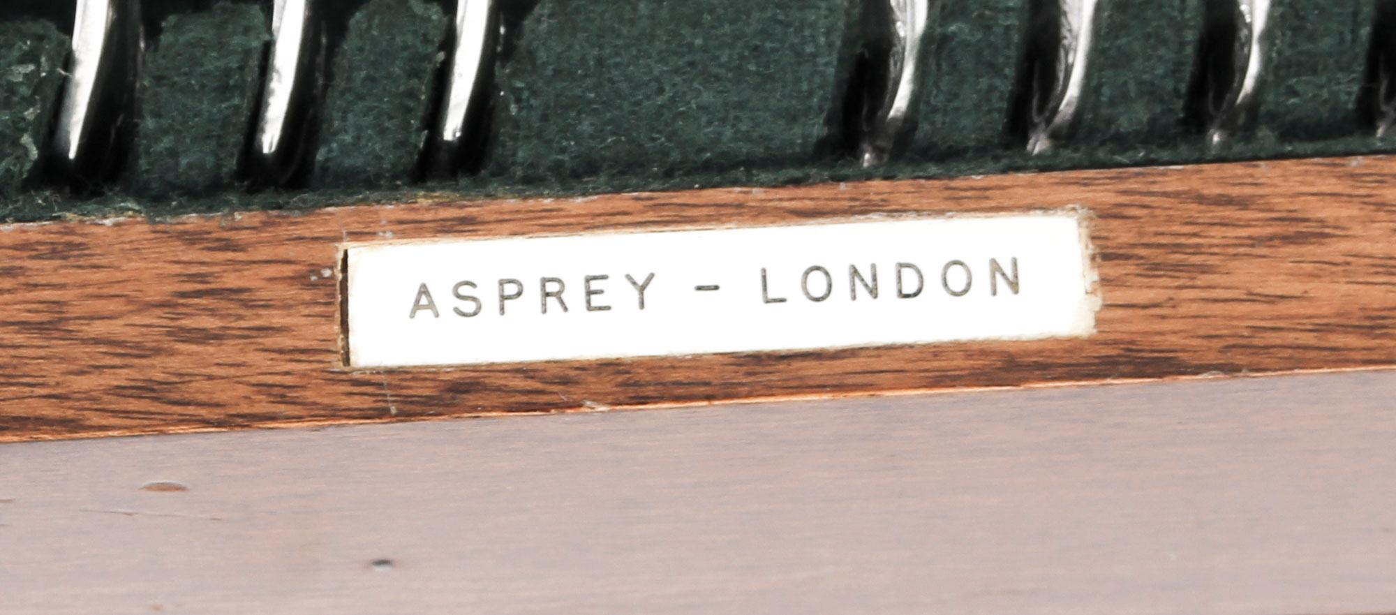 Asprey 8 Place Canteen Louis XVI Sterling Silver Roberts & Belk Cutlery, 1964 13