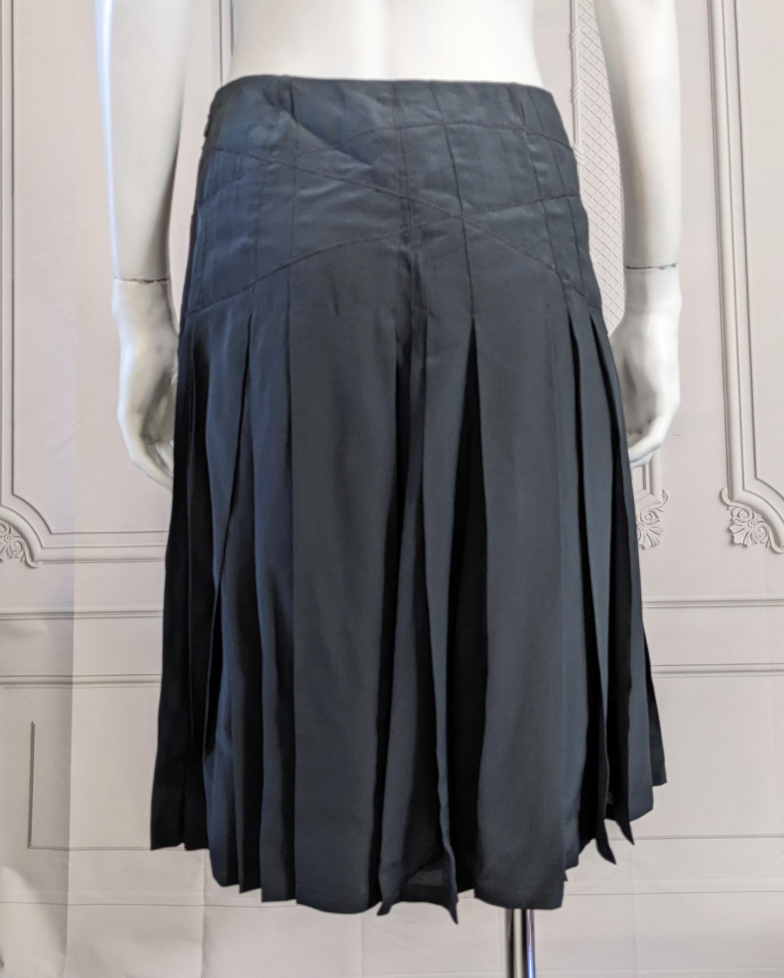 Asprey Black Silk Crepe Pleated Skirt For Sale 2