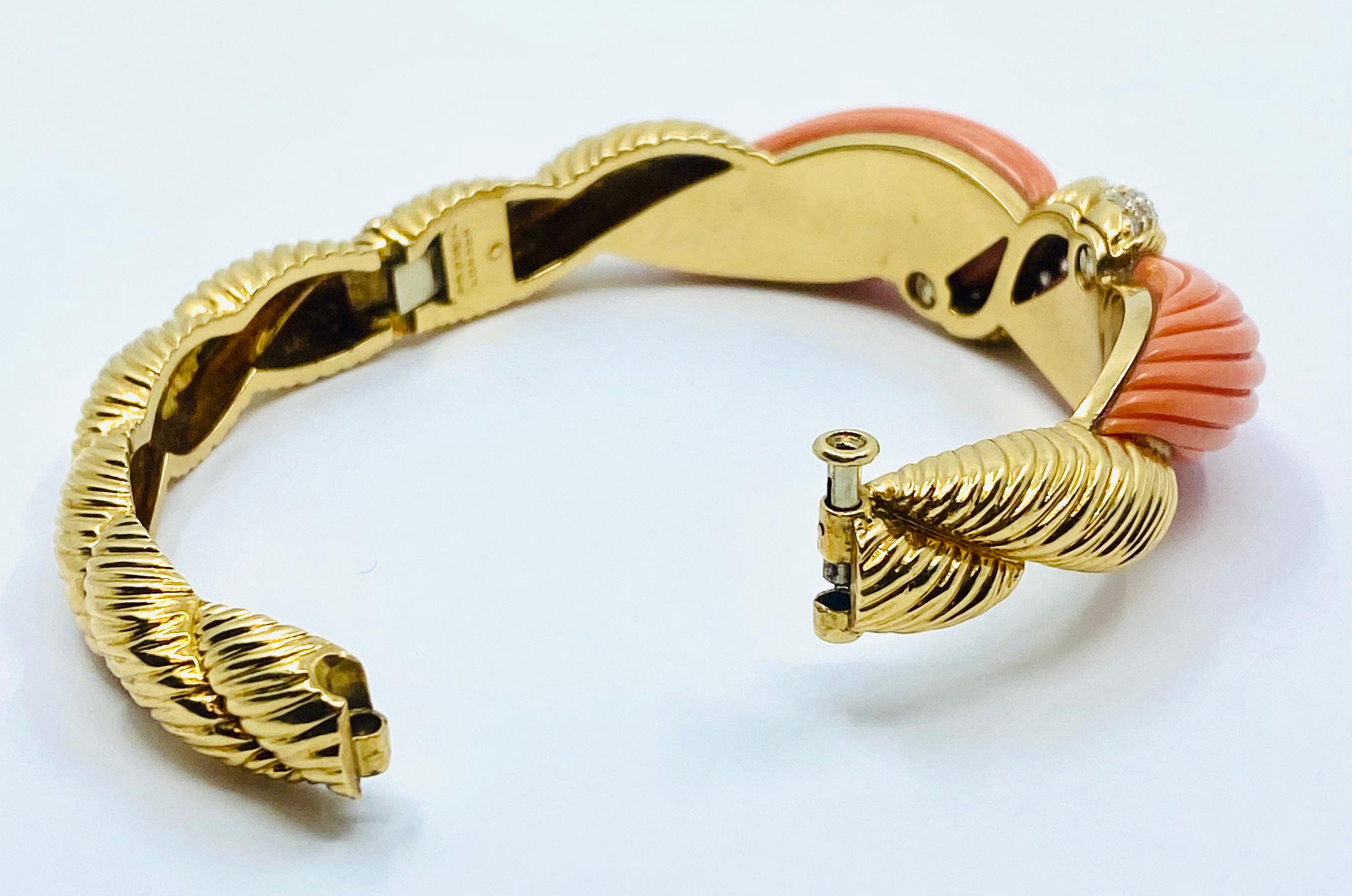 Asprey Bracelet 18k Gold Coral Bangle For Sale 4
