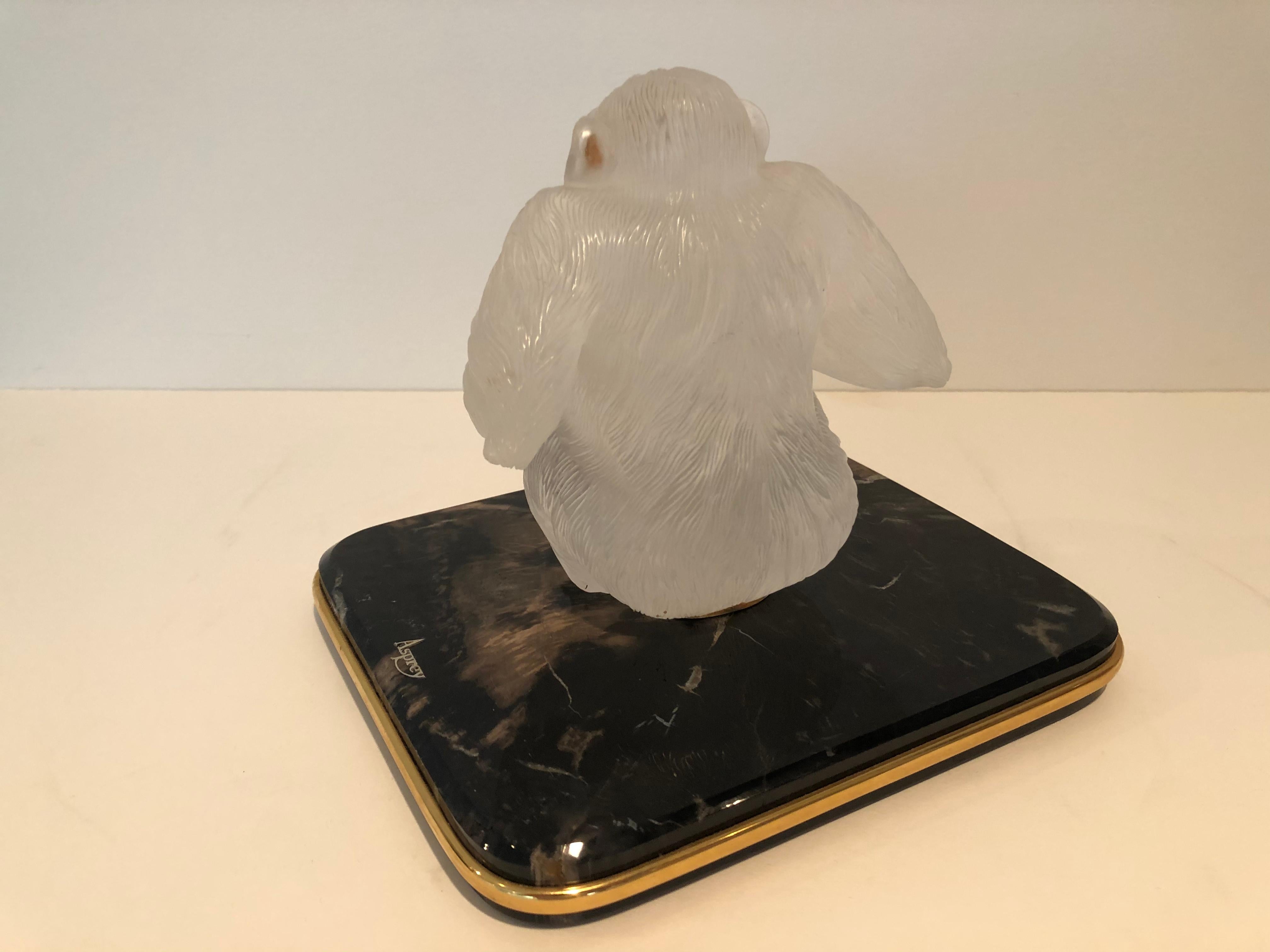 Asprey - Œil de gorille en cristal de roche sculpté et or 18 carats en vente 5