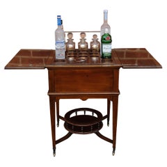 Asprey & Co. London 1920er Mahagoni Pop Up Dry Bar Getränkeschrank und Dekanter