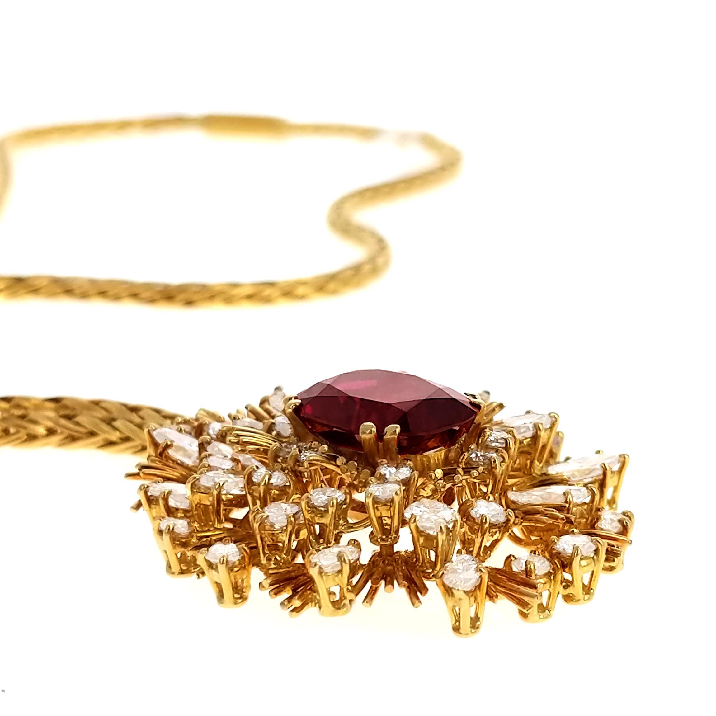 Women's or Men's Asprey 7.64 Carat Ruby Diamond and Yellow Gold Pendant Necklace