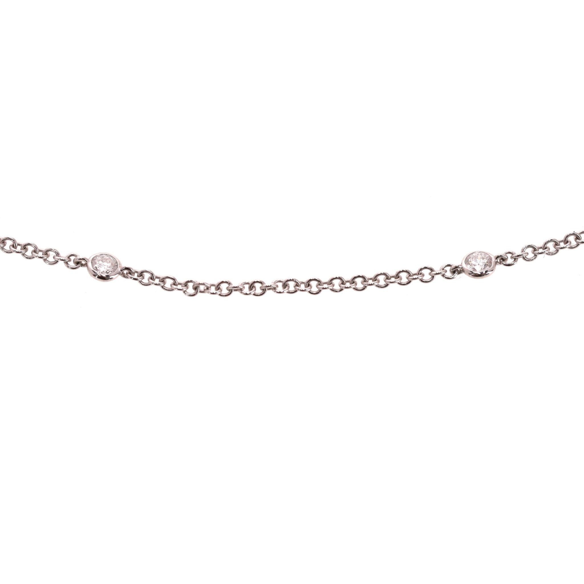 Asprey Gänseblümchen Anhänger in Edelsteinen & Diamant mit 18k Weißgold Halskette im Angebot 2