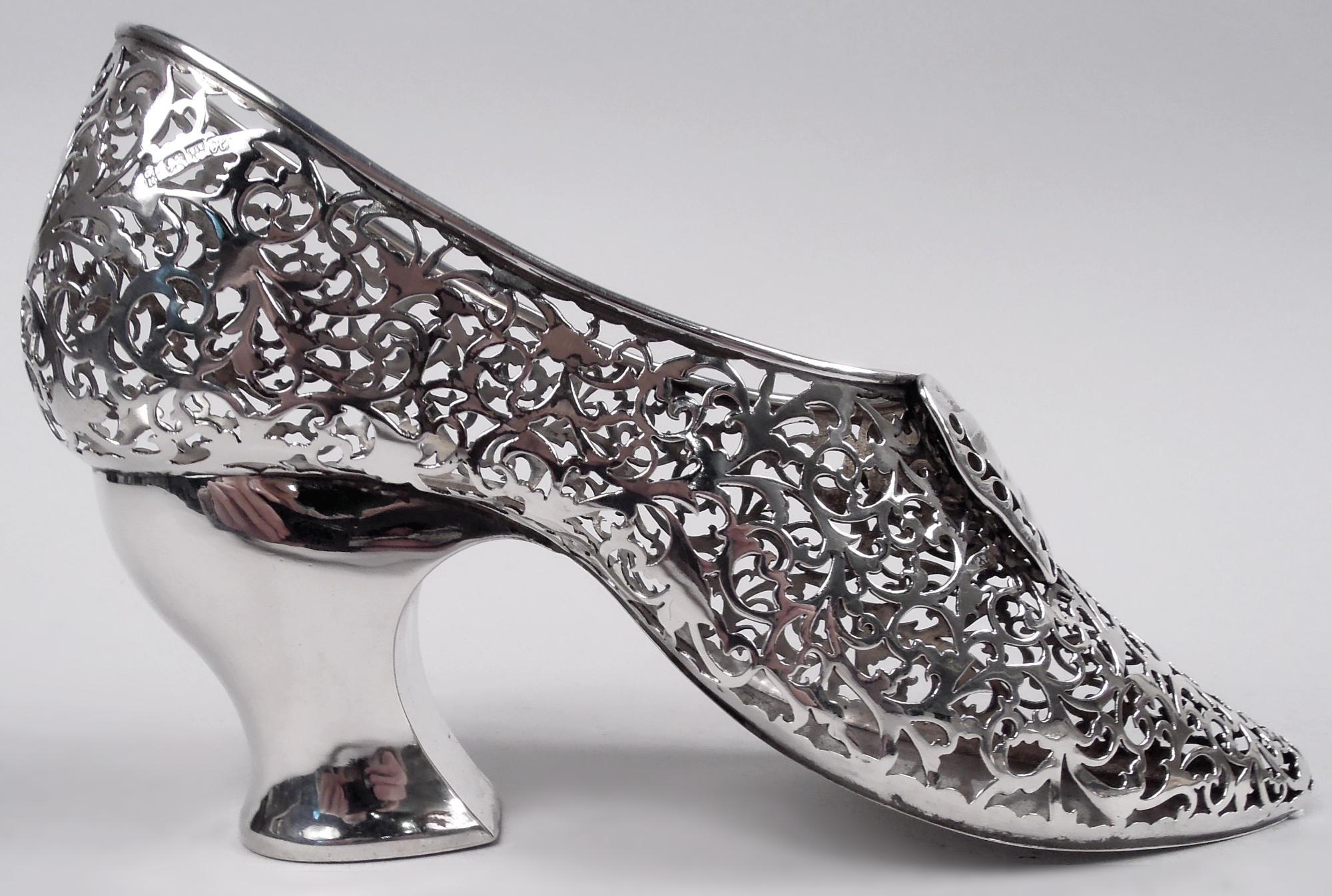 Edoardiano Asprey English Edwardian Sterling Silver Lady’s Shoe Ornament, 1908 in vendita