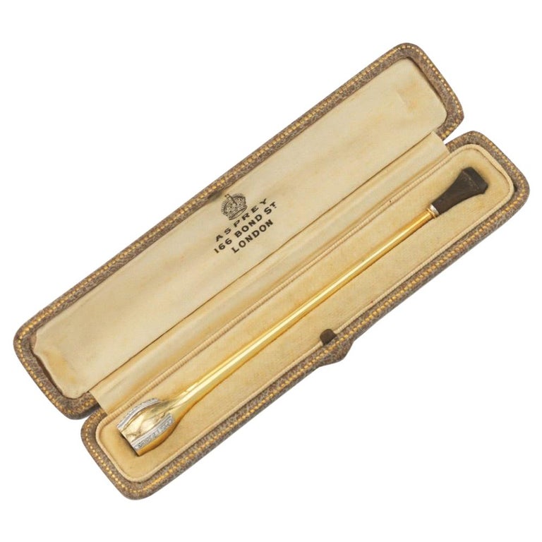 Asprey London, an 18 Karat Gold, Platinum, and Diamond Cigarette Holder at  1stDibs