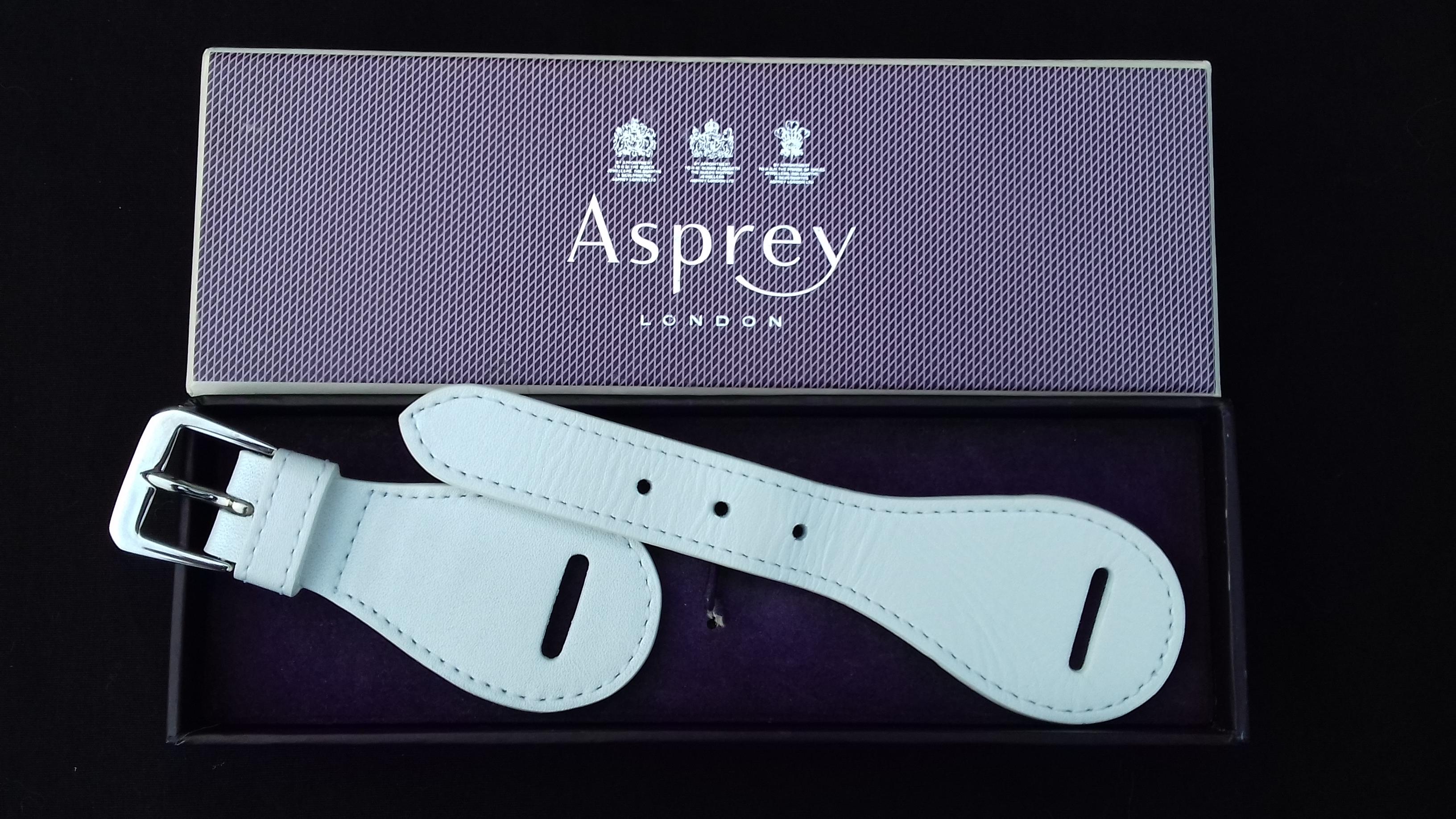 Asprey London Belt Buckle for scarves White Leather  1
