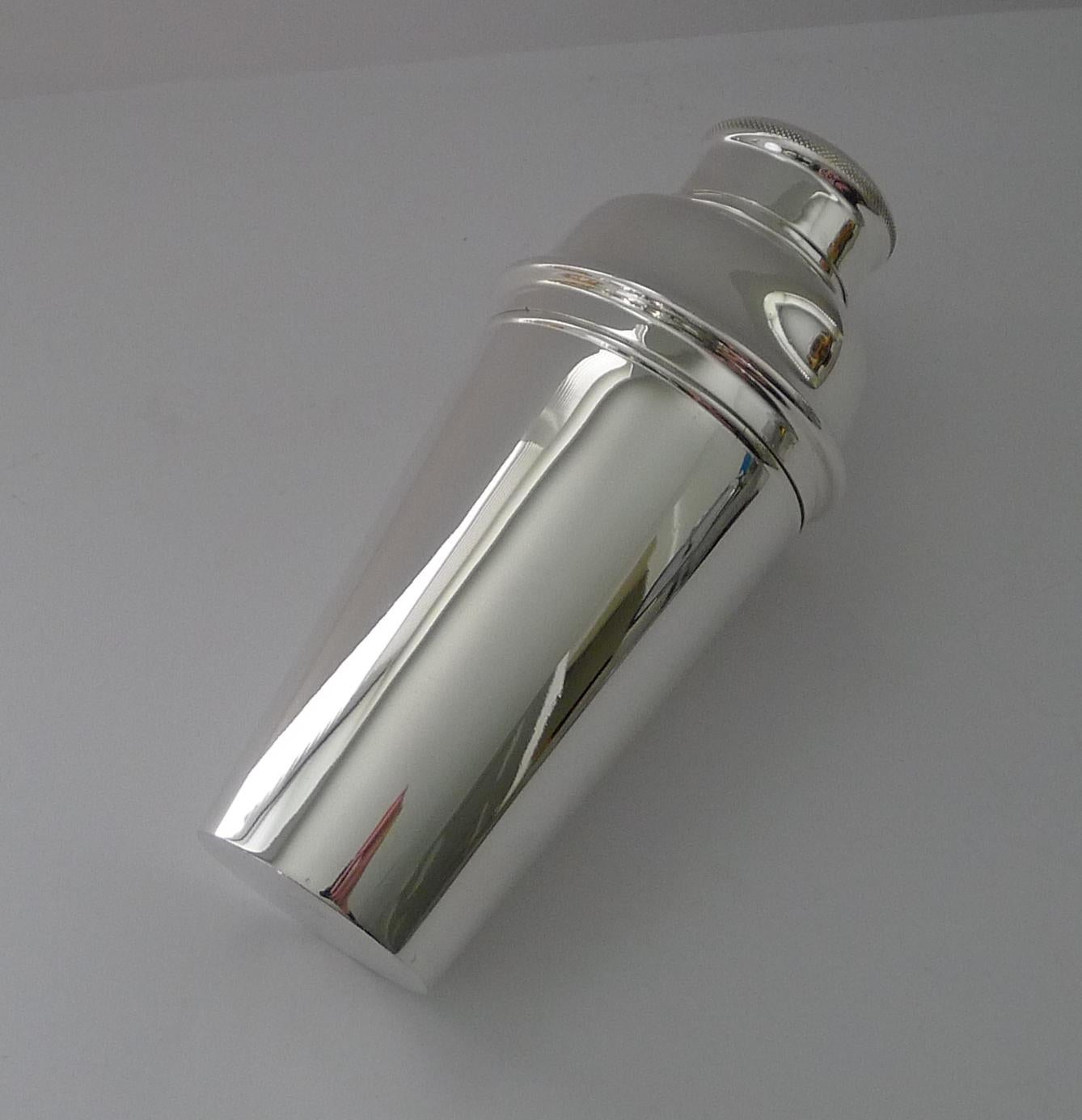 Placcato argento Asprey, London, Shaker da cocktail grande da 1 1/2 pinta C.C. in vendita