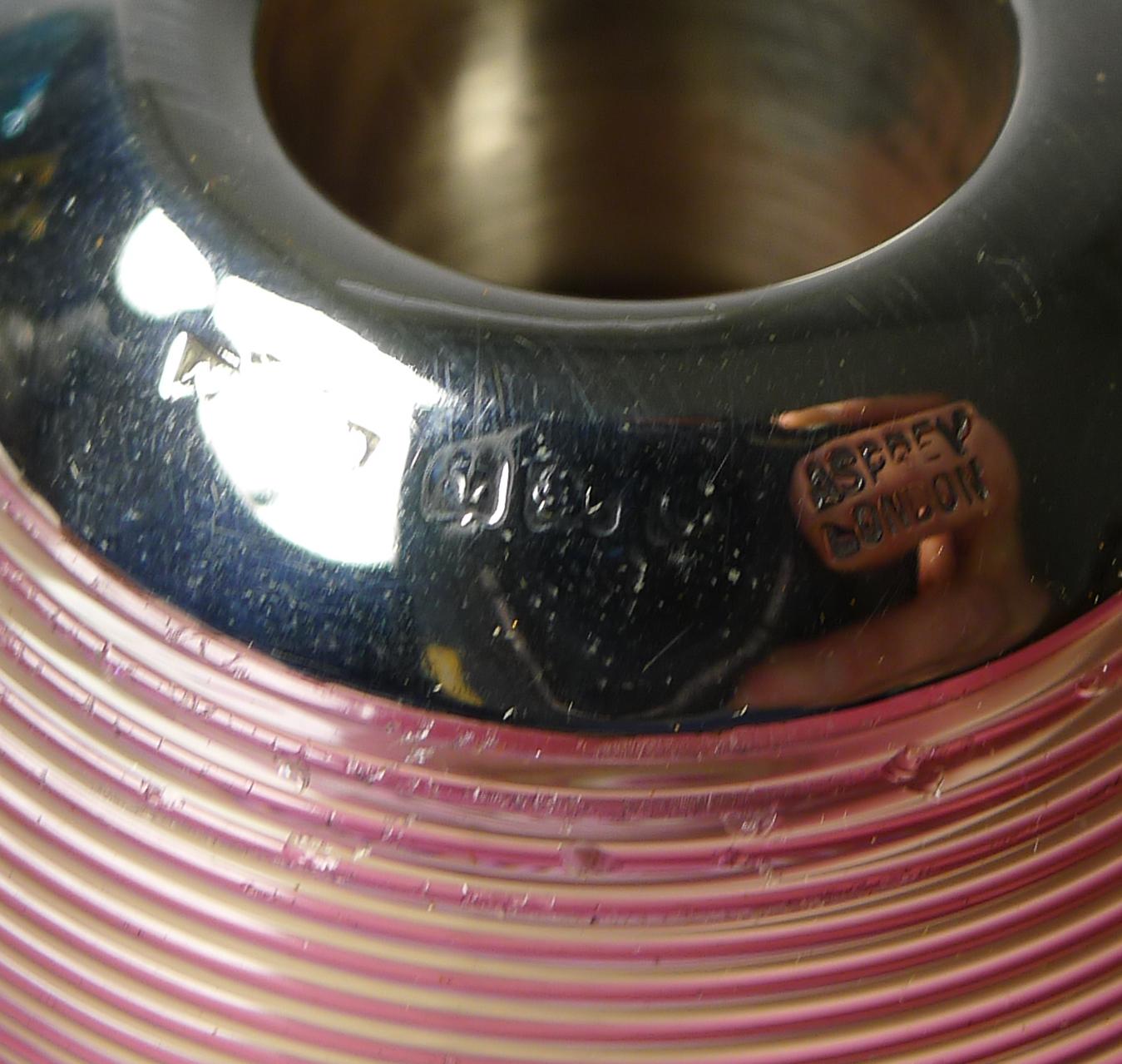 Asprey, Londres, Cerilla montada de plata roja, 1913 Plata esterlina en venta