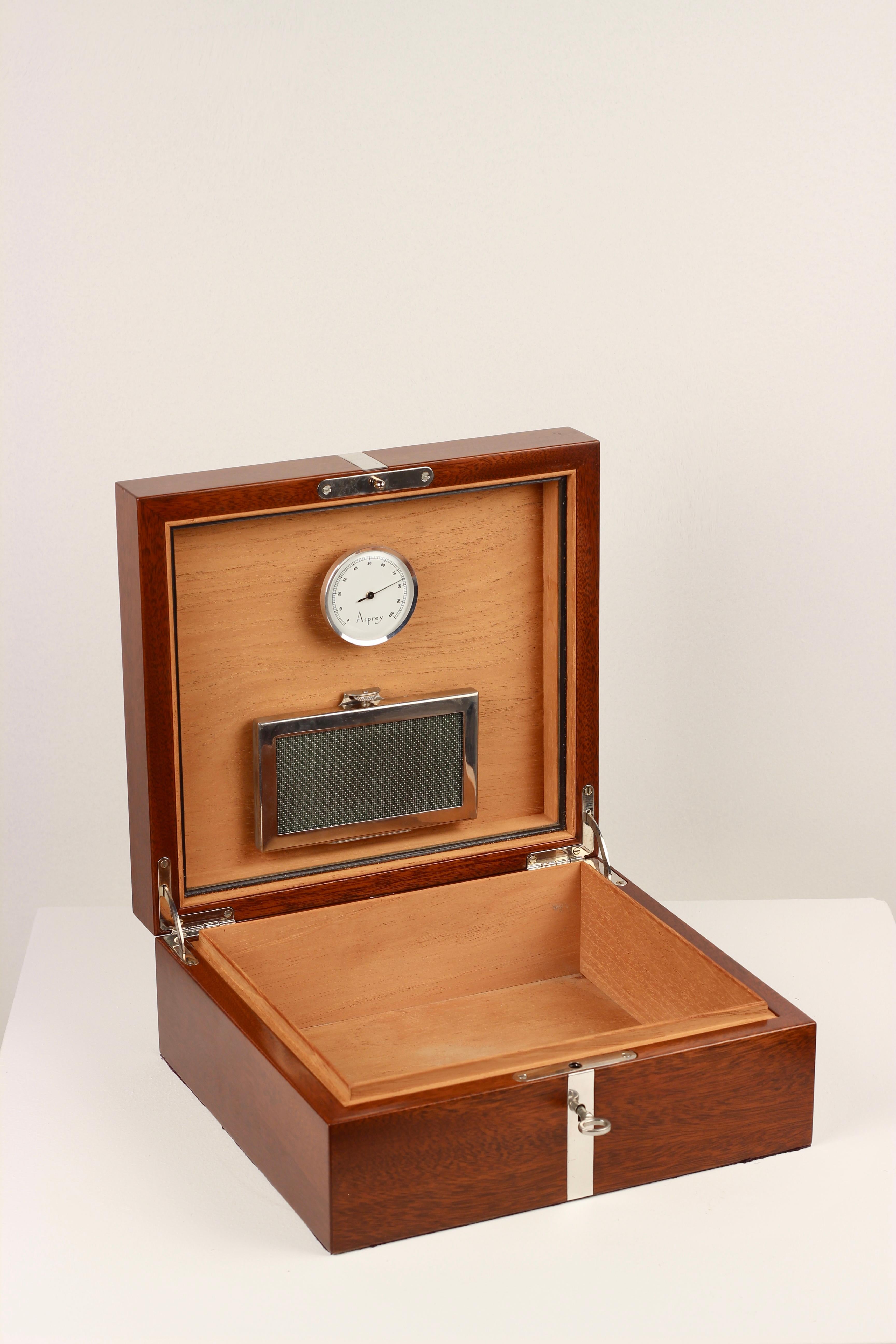 Asprey London Silver-Banded Rosewood Humidor with key and Hygrometer 2005 For Sale 8