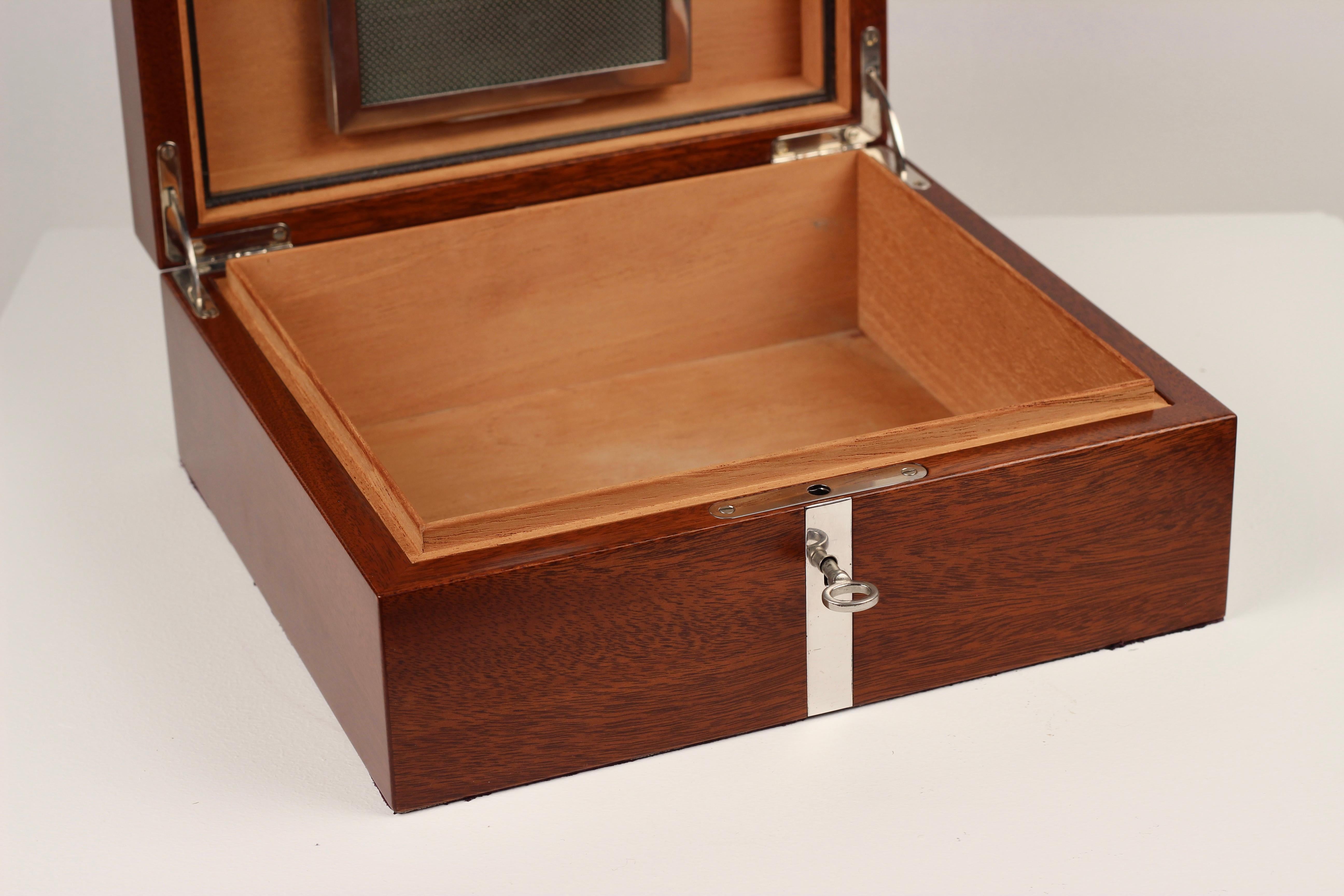 Asprey London Silver-Banded Rosewood Humidor with key and Hygrometer 2005 For Sale 9