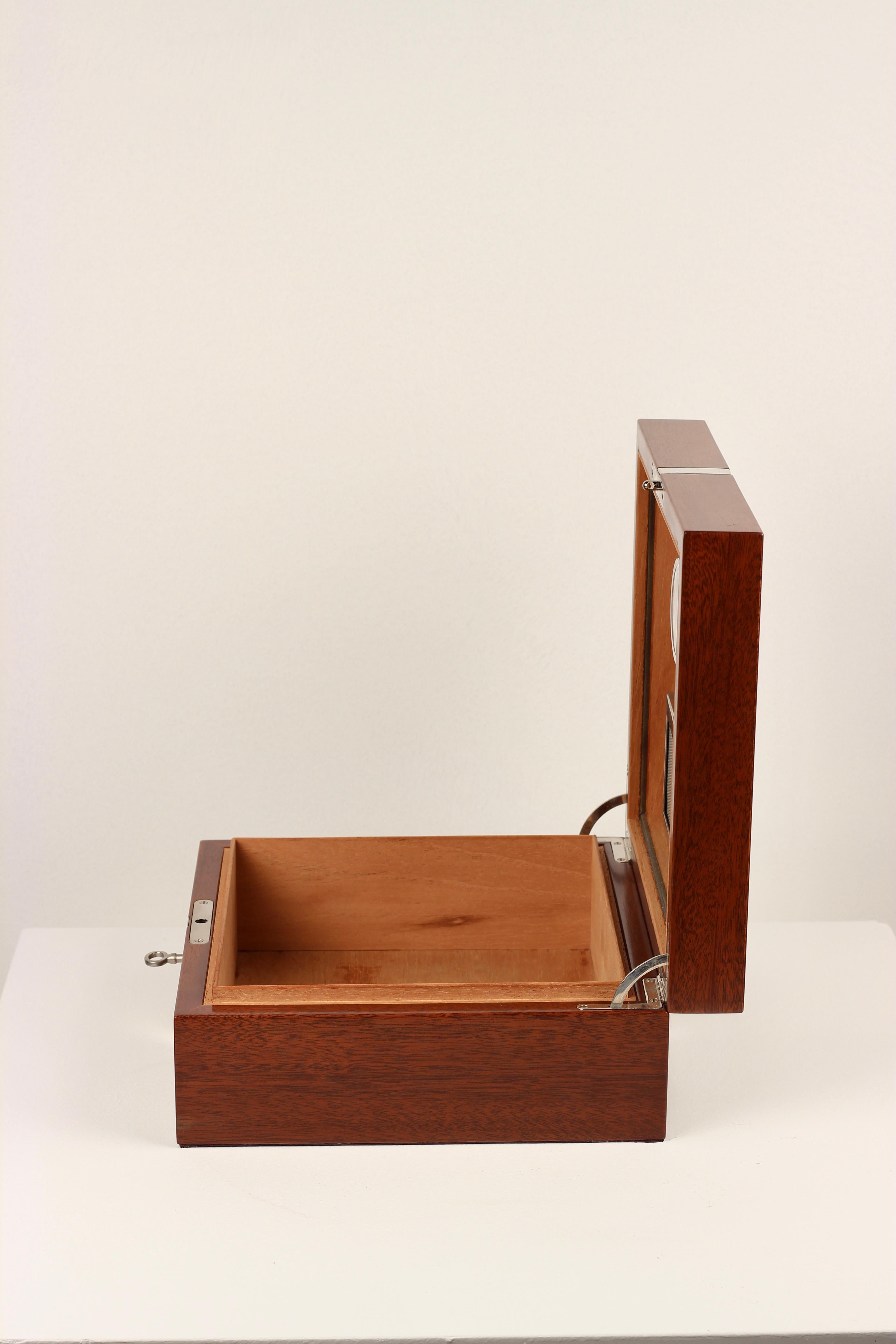 Asprey London Silver-Banded Rosewood Humidor with key and Hygrometer 2005 For Sale 4