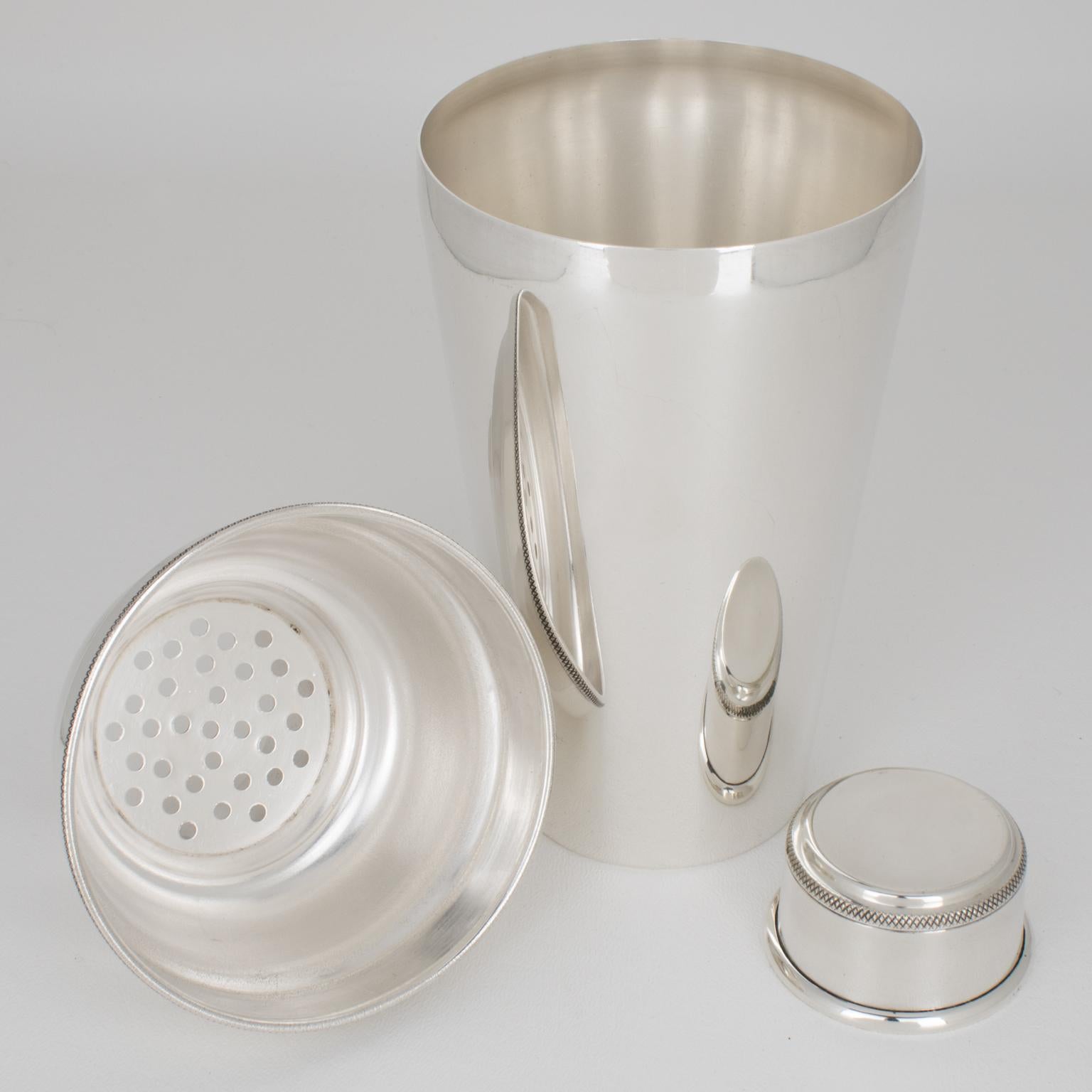 Début du 20ème siècle Asprey London Silver Plate Cocktail Shaker, England circa 1920 en vente