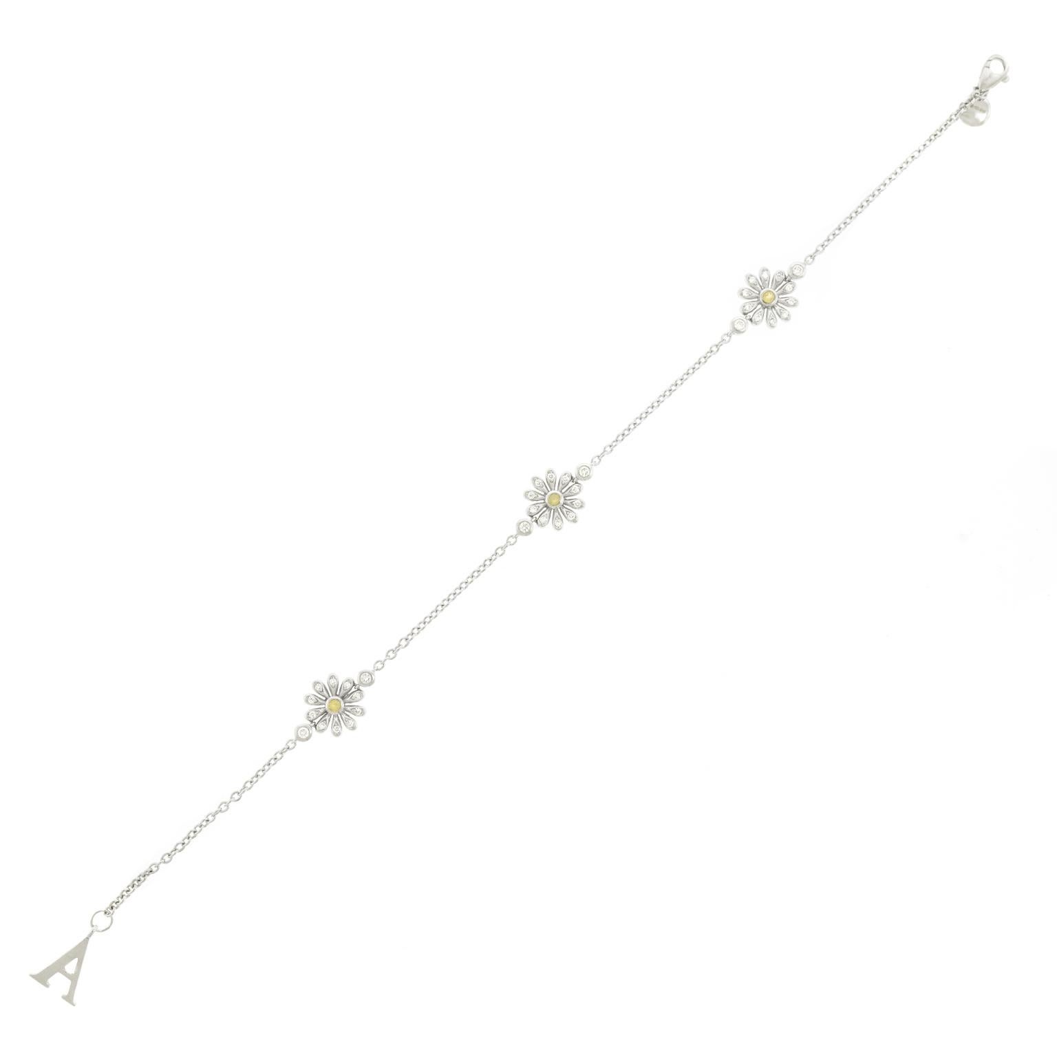 Asprey Mini Daisy Gold Bracelet In Excellent Condition In Litchfield, CT