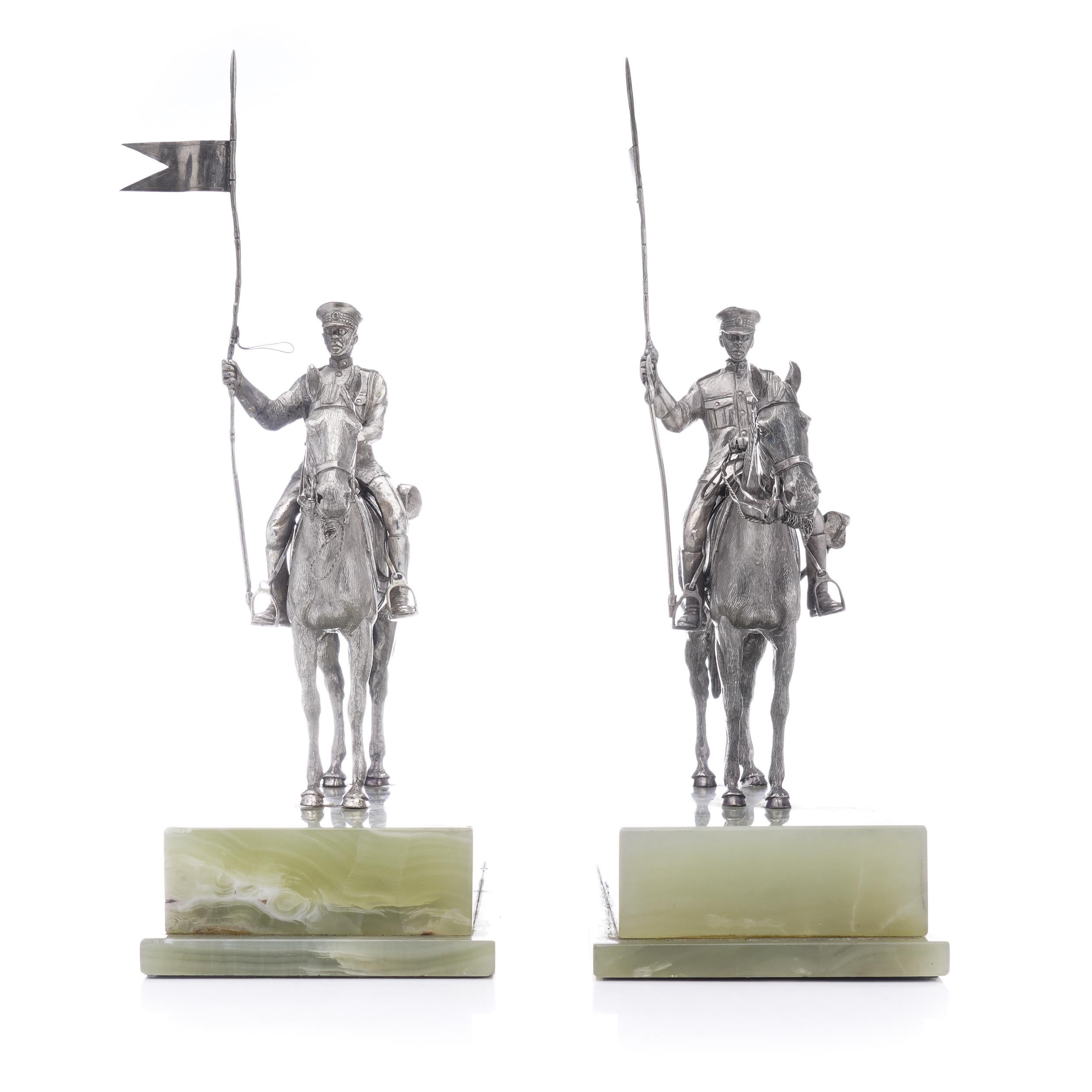 Asprey Pair or Horseriding Solid Silver Figurines on Marble Bases, London, 1977 For Sale 5
