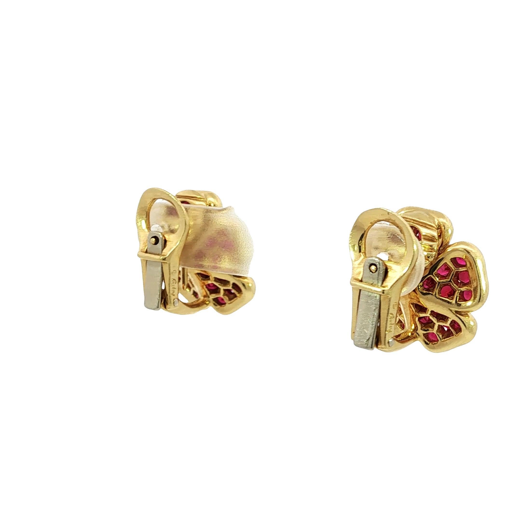Orecchini Asprey con diamanti e rubini Motivo floreale in oro giallo 18 carati ~2.43ctw in vendita 1