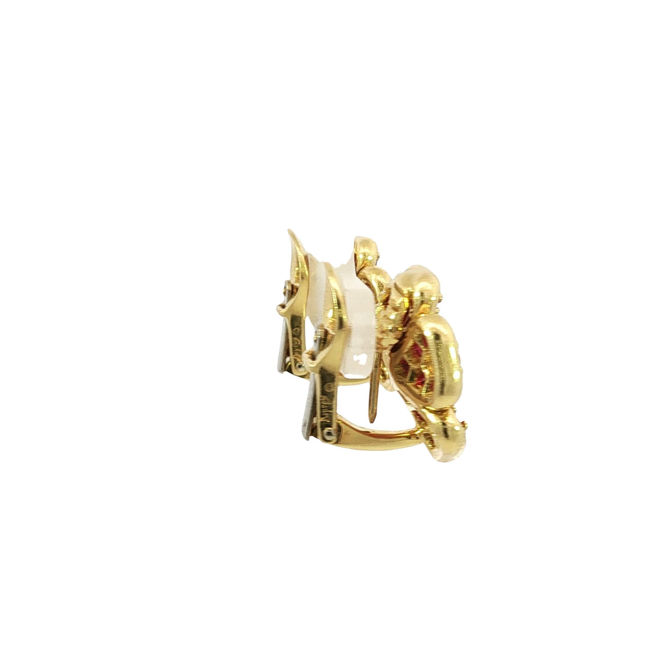 Orecchini Asprey con diamanti e rubini Motivo floreale in oro giallo 18 carati ~2.43ctw in vendita 2