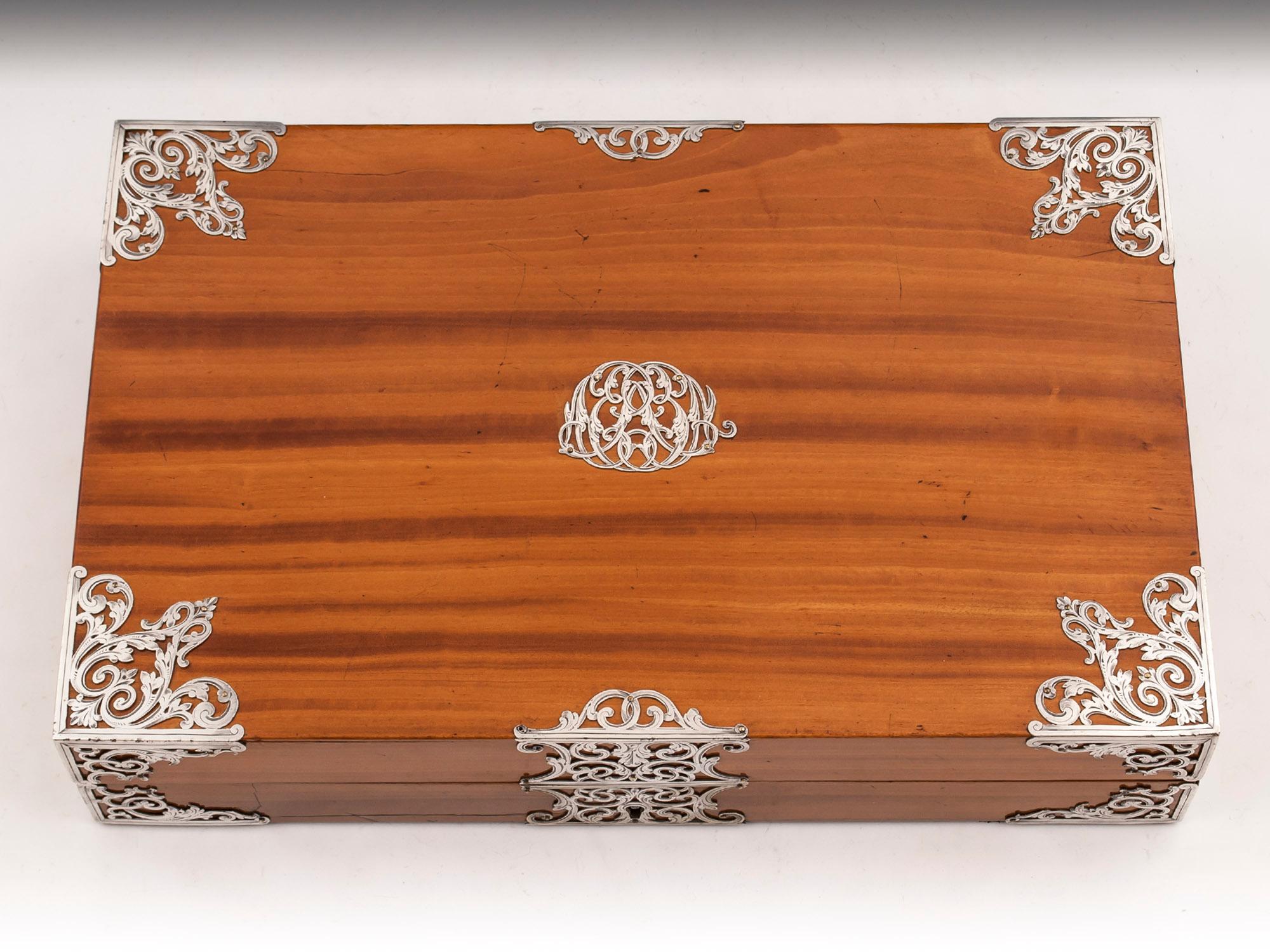 silver engraved jewelry box