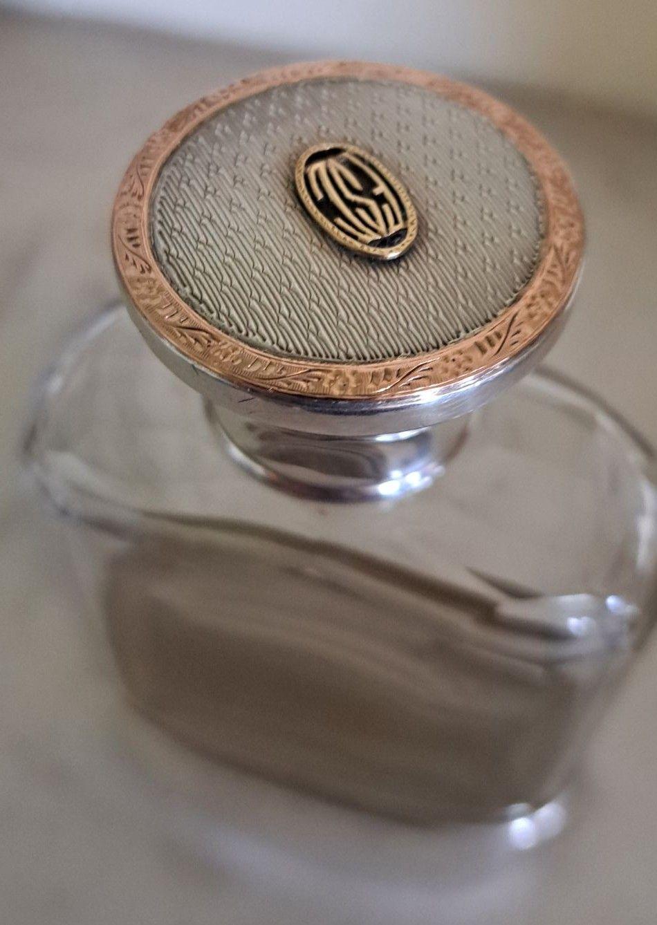Inizio XX secolo Asprey  Fiaschetta in argento e oro, Chester  1912 in vendita