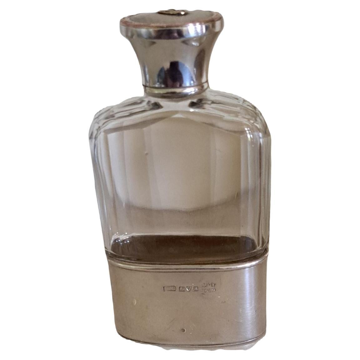 Asprey  silver and gold hip flask, Chester  1912