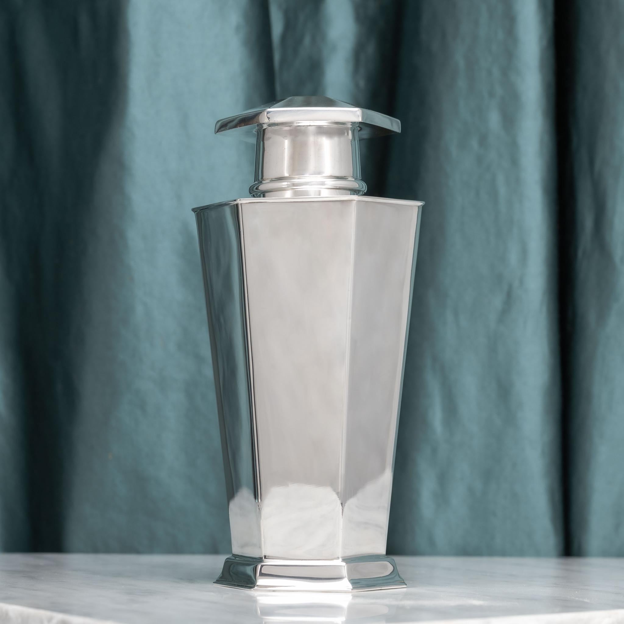 British Asprey Silver Plated Hexagonal Cocktail Shaker, Circa 1930. For Sale