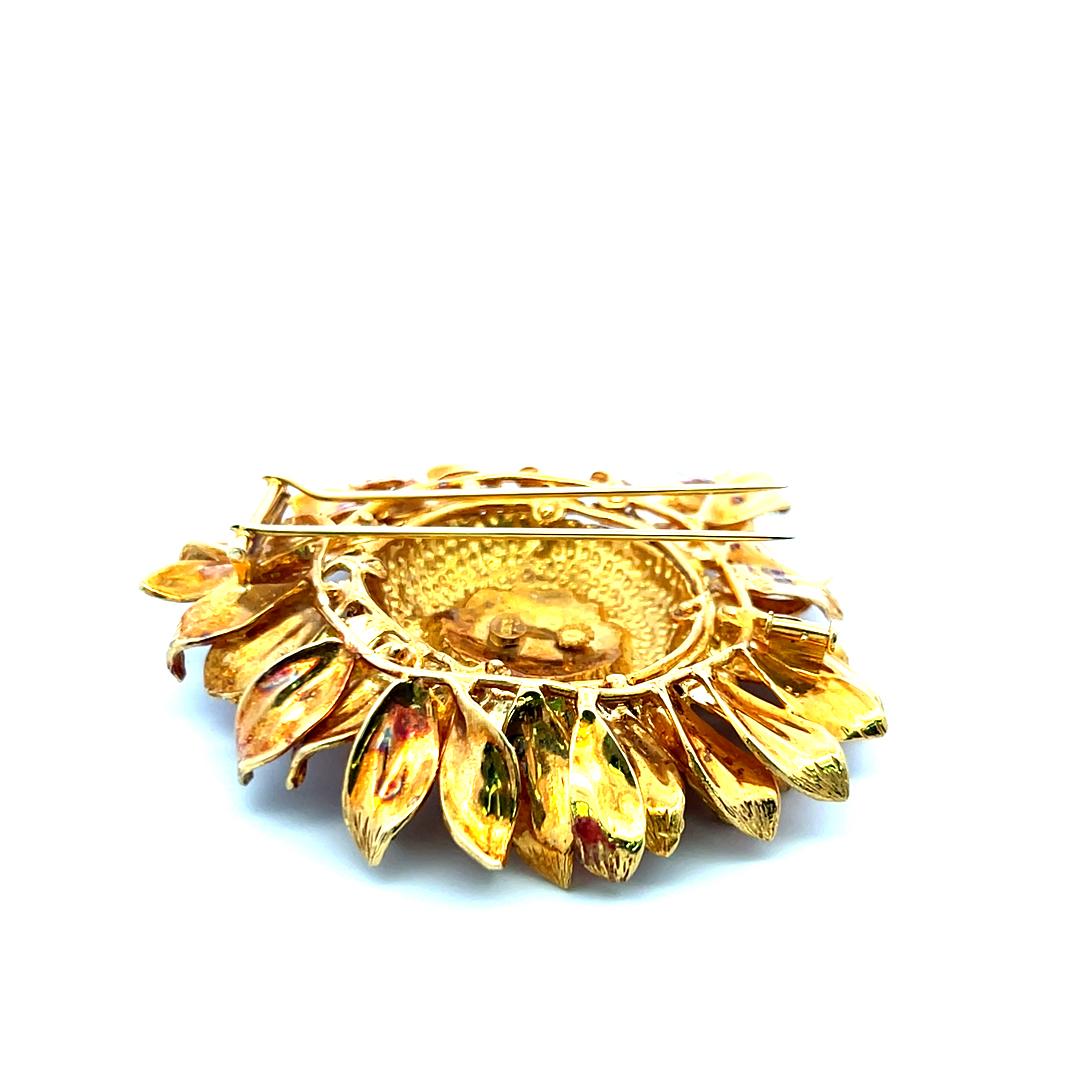 Spilla a girasole in oro giallo 18 carati Asprey Vintage da 66,20 grammi in vendita 6
