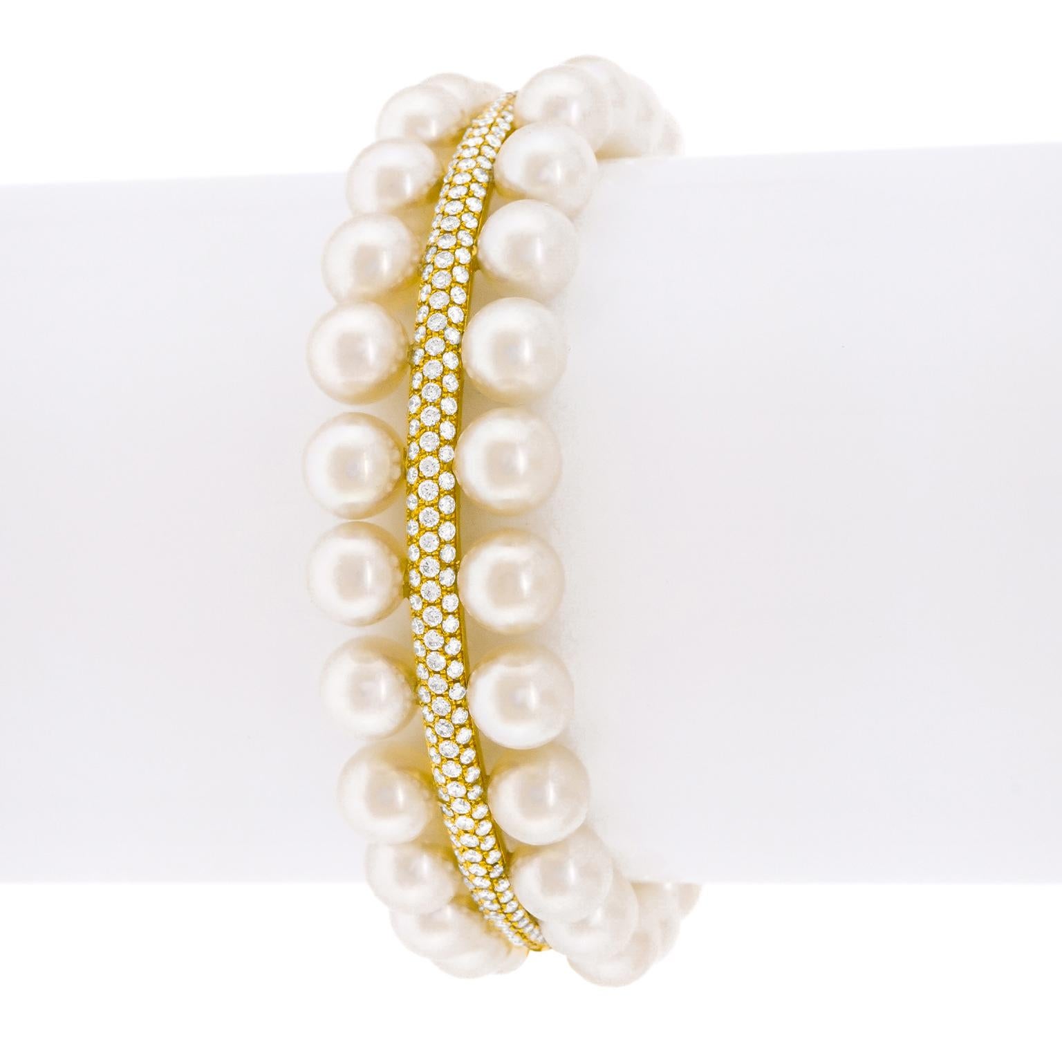 Round Cut Assael Akoya Pearl and Diamond Bracelet For Sale