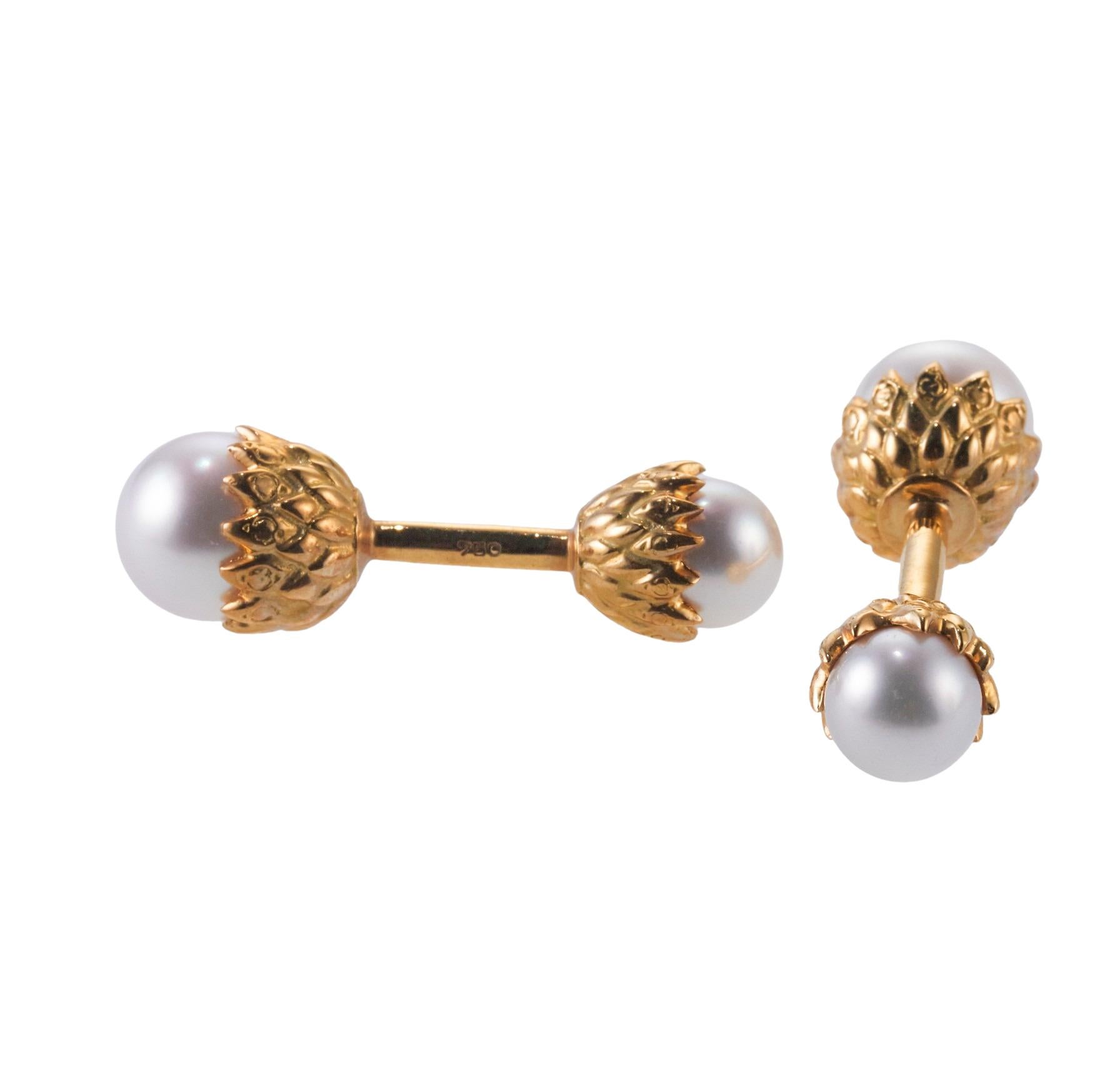 Assael South Sea Pearl Yellow Gold Cufflinks Stud Set In Excellent Condition For Sale In Lambertville, NJ