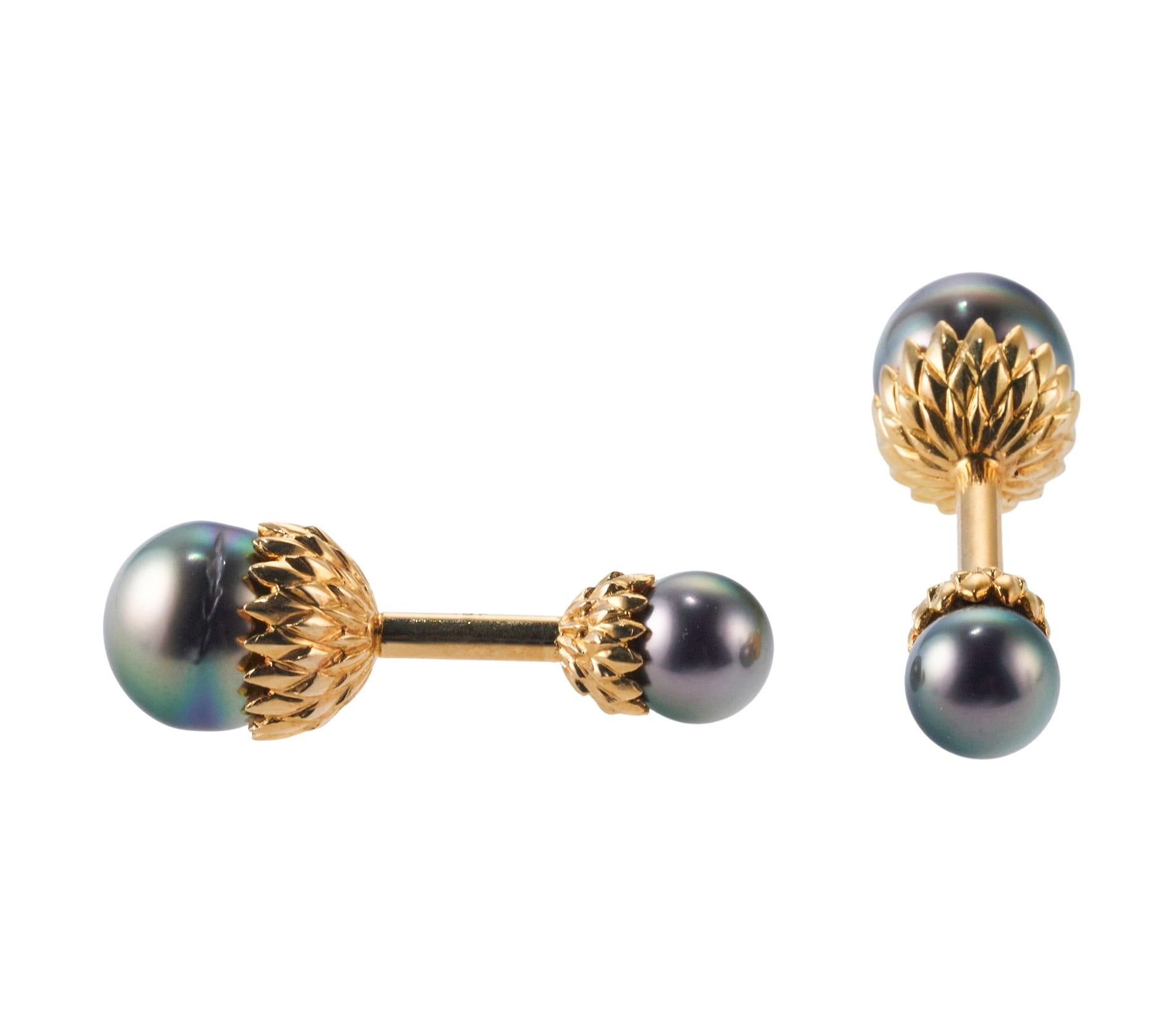 Assael South Sea Tahitian Pearl Yellow Gold Cufflinks Stud Set In Excellent Condition For Sale In Lambertville, NJ