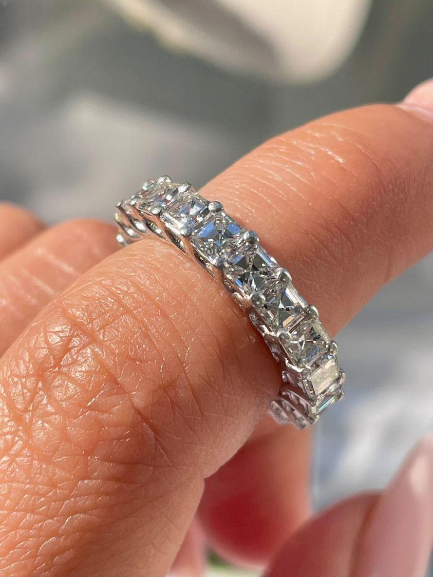 Modern Asscher 4.0 Tcw Diamond Platinum Eternity Ring, 'Wedding Band' For Sale