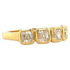 Anneau d'anniversaire Asscher Bezel