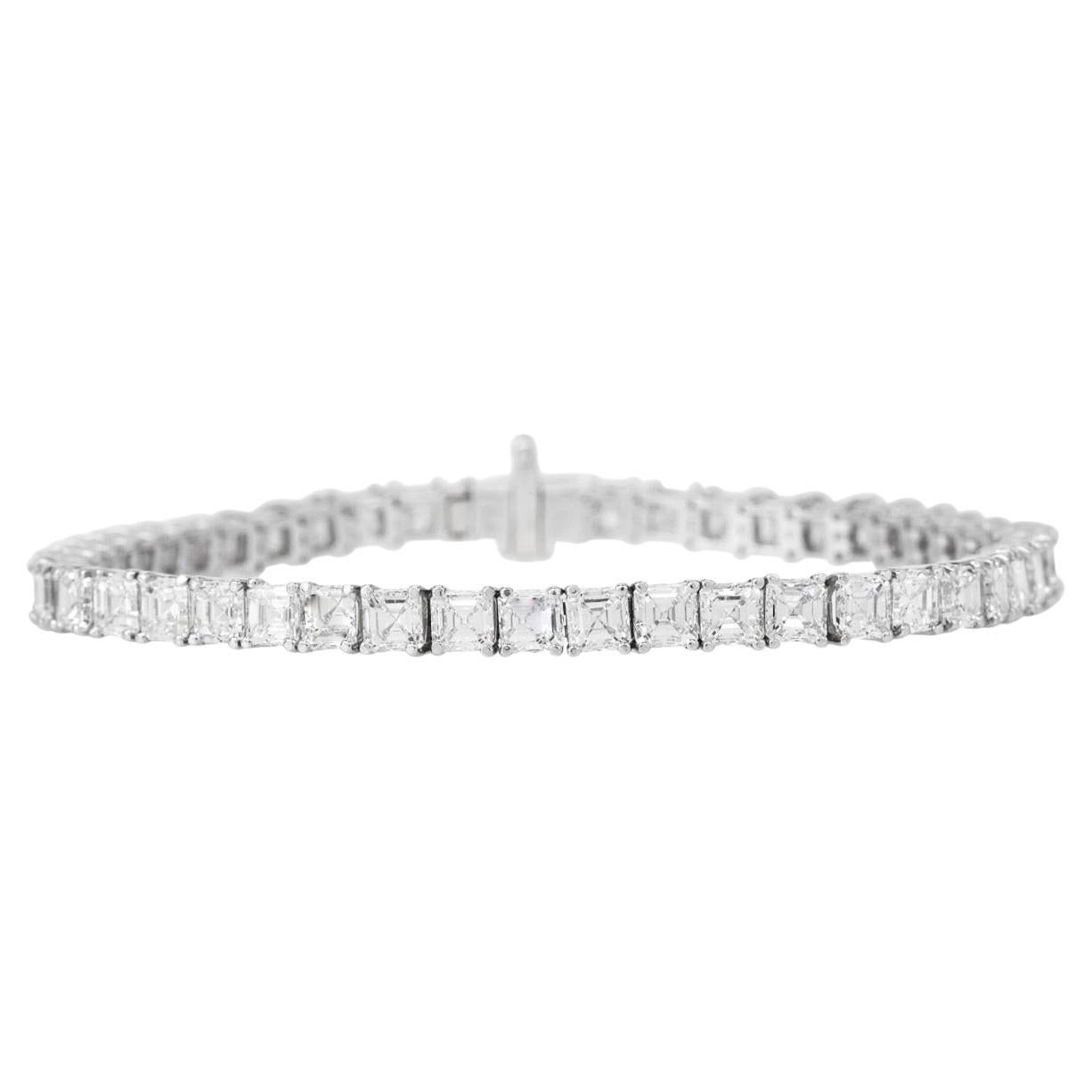 Asscher Cut 14.00 carats Diamond Platinum Tennis Bracelet