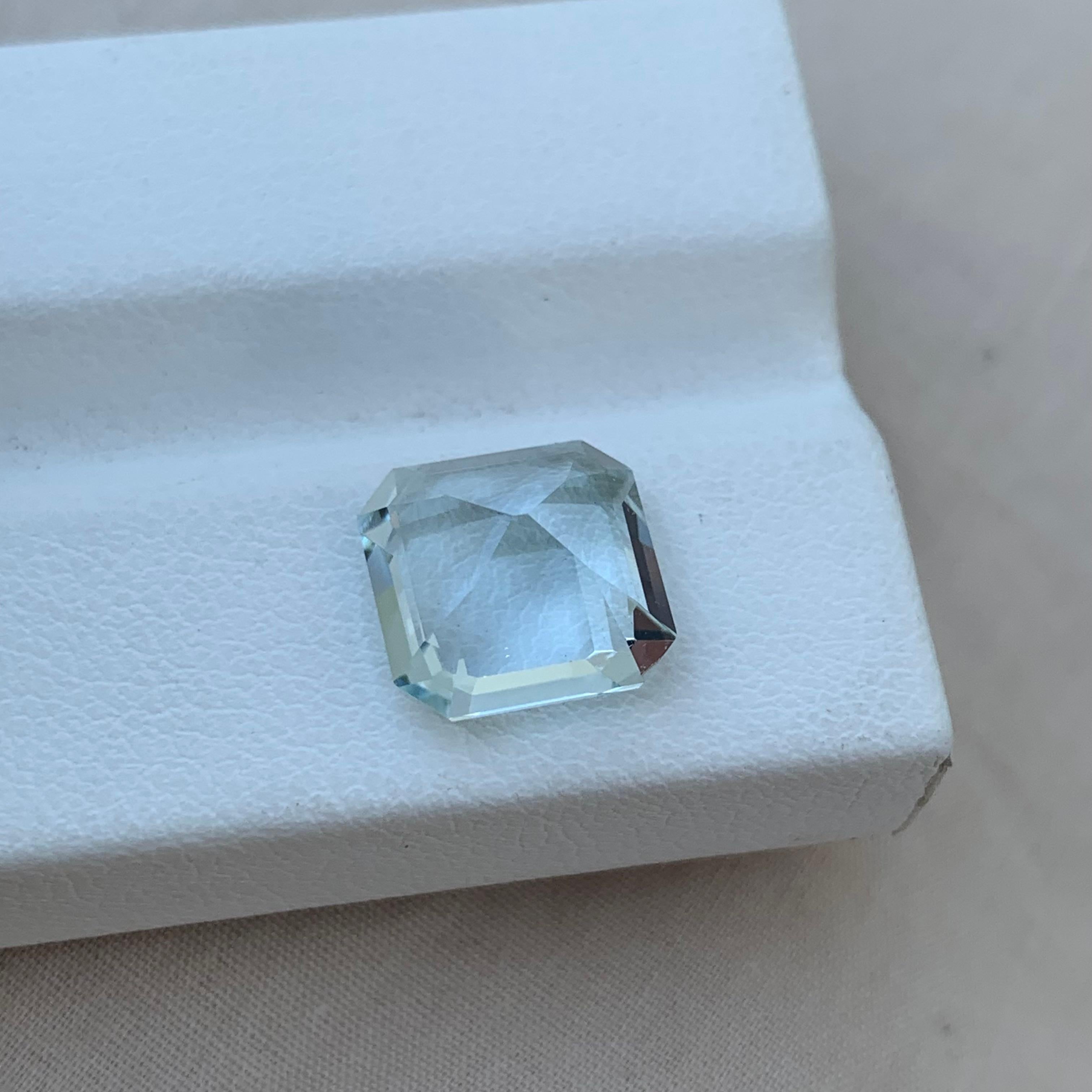 Asscher Cut 4.30 Carat Natural Loose Aquamarine Square Shape Gems For Ring  For Sale 3
