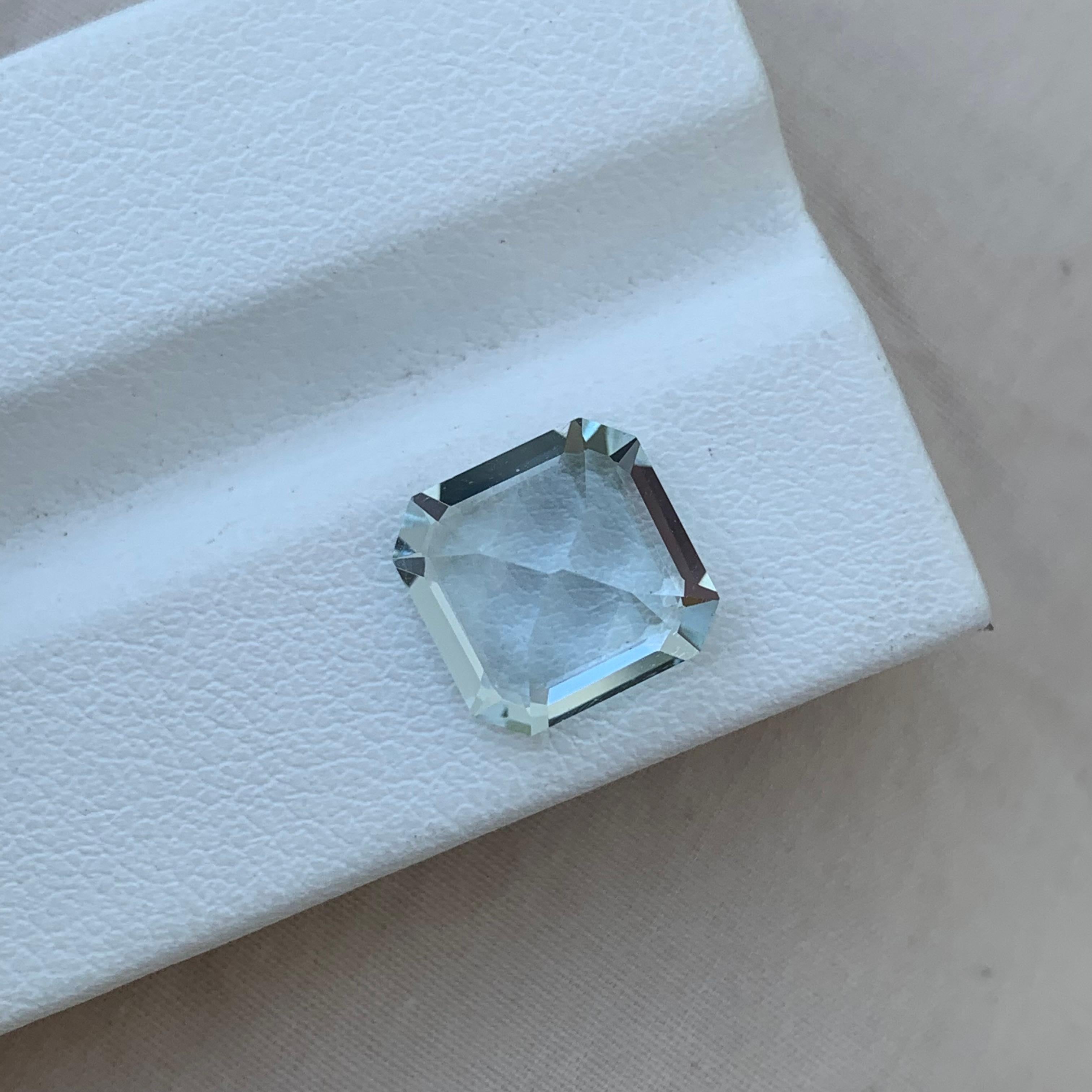 Asscher Cut 4.30 Carat Natural Loose Aquamarine Square Shape Gems For Ring  For Sale 4