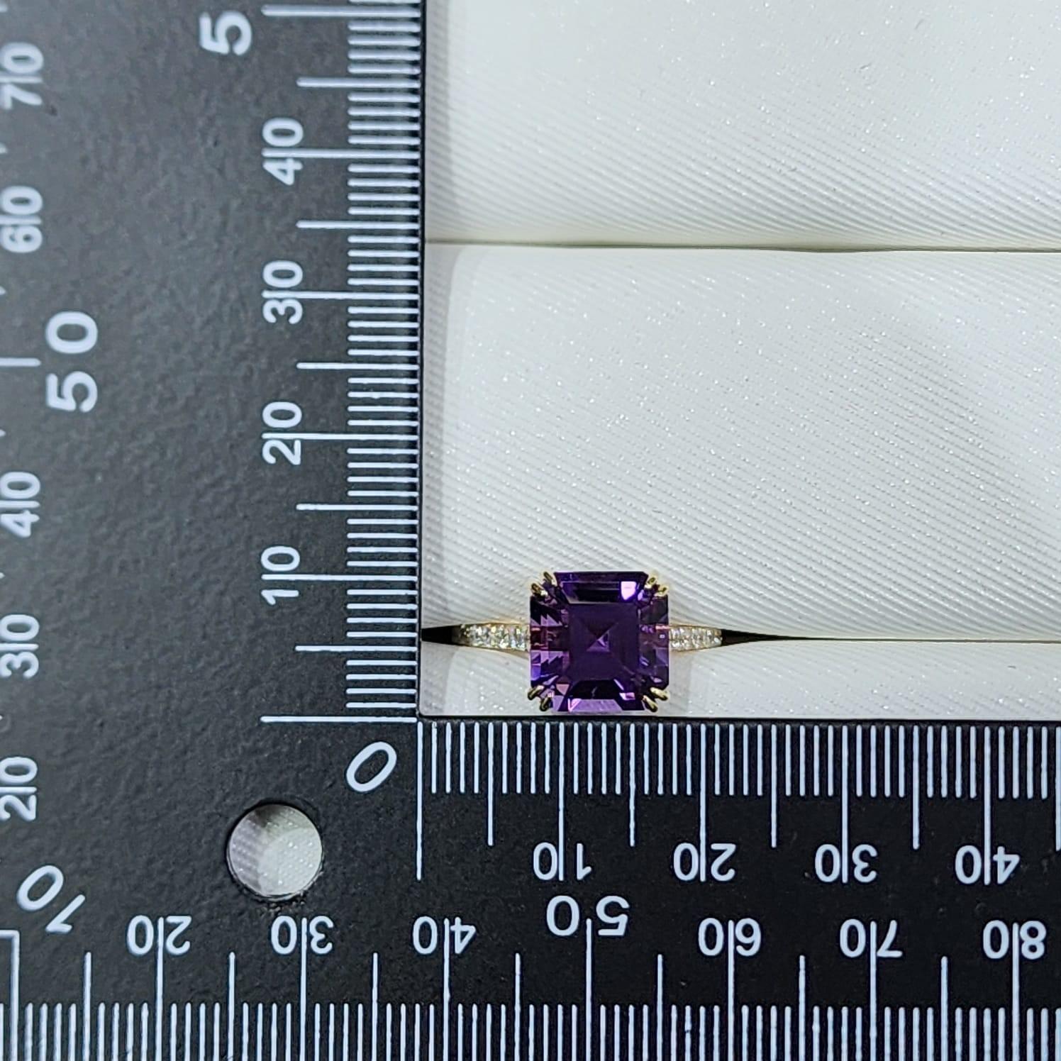 4.49Ct  Asscher Cut Amethyst Diamond Ring in 14K Yellow Gold For Sale 3
