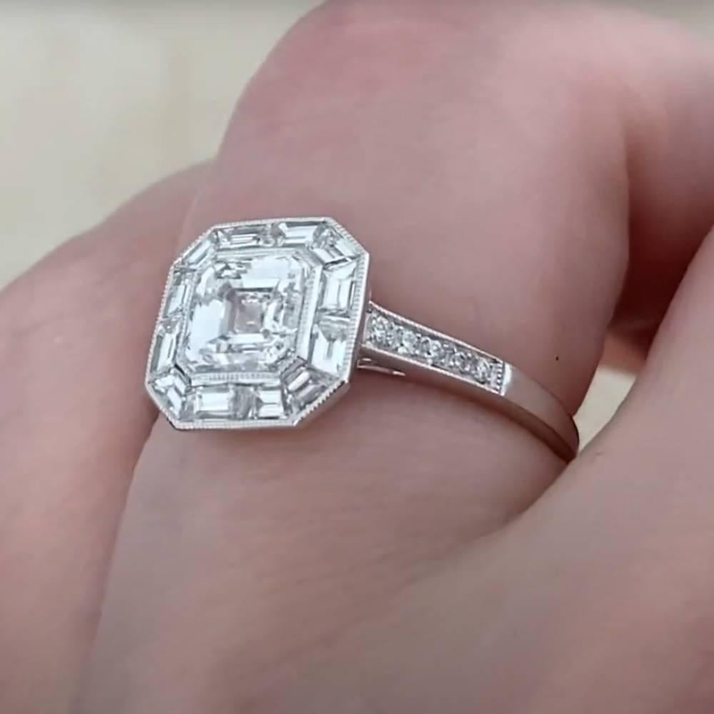 Asscher Cut Diamond Engagement Ring (GIA Approx. 1.00-Carats), Platinum In Excellent Condition For Sale In New York, NY