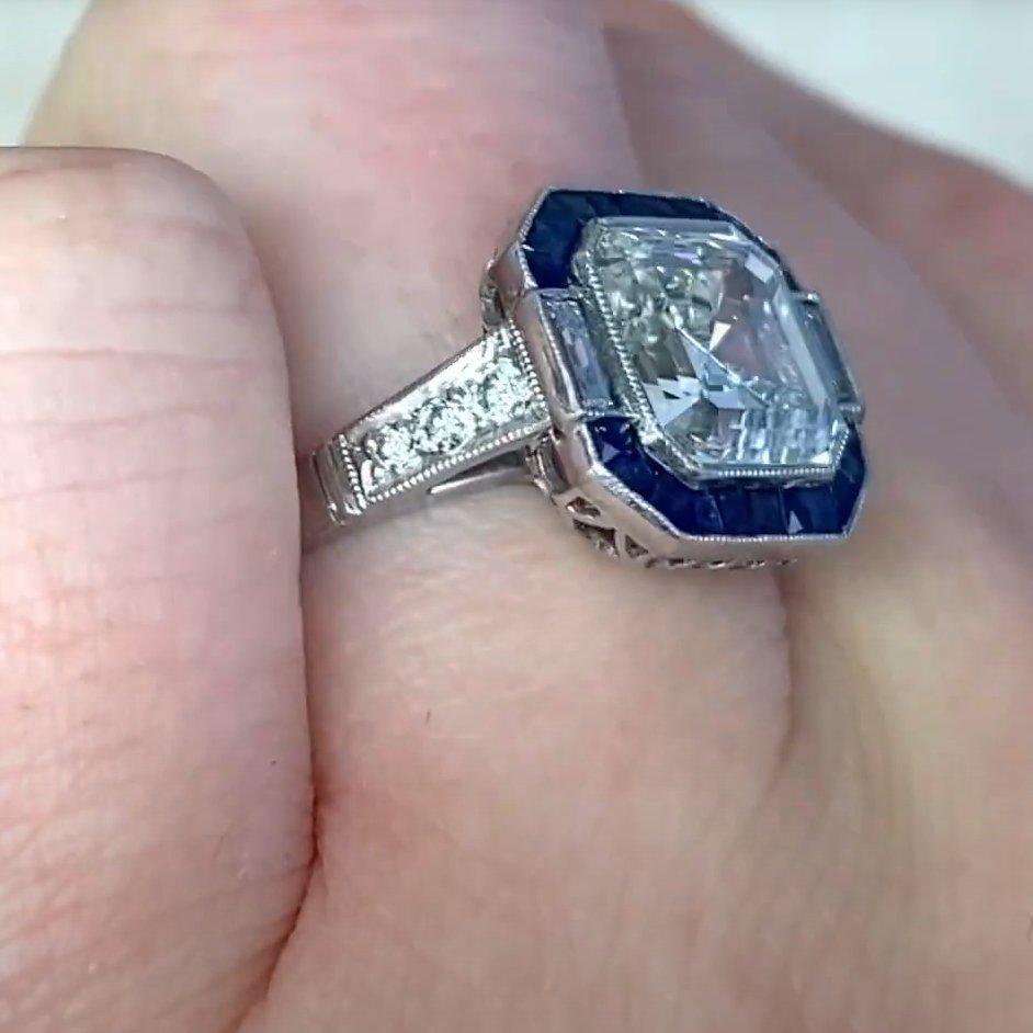 Verlobungsring mit Diamant-Halo im Asscher-Schliff (GIA ca. 3,00 Karat), Platin im Zustand „Hervorragend“ im Angebot in New York, NY