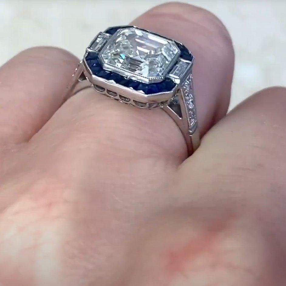 Verlobungsring mit Diamant-Halo im Asscher-Schliff (GIA ca. 3,00 Karat), Platin Damen im Angebot